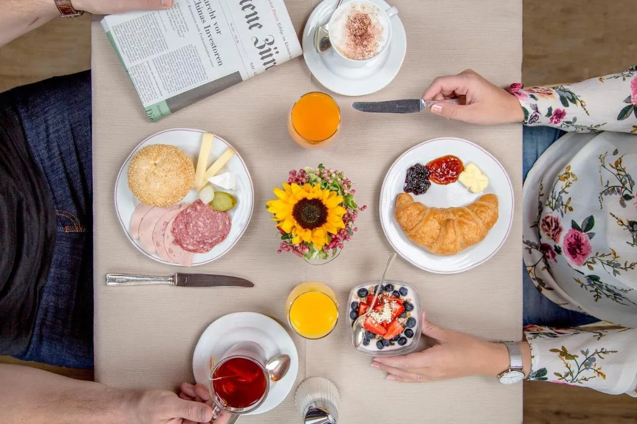 Continental breakfast in Alpenblick