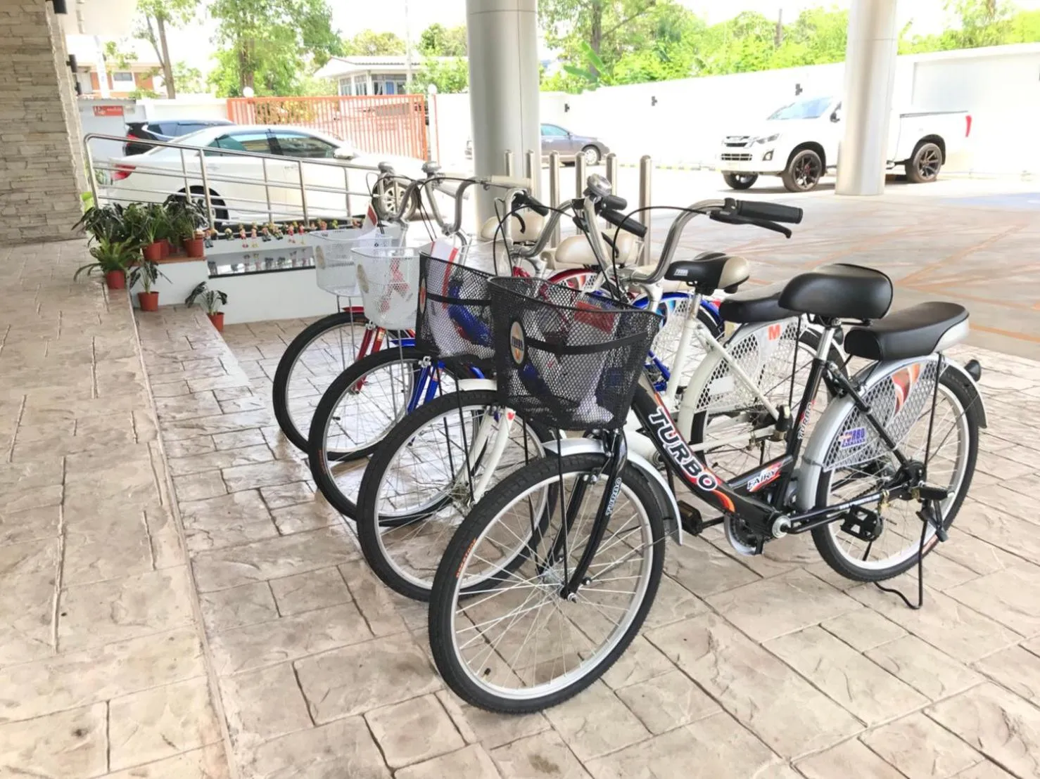 Cycling in Anna-Nava Pakkret Hotel