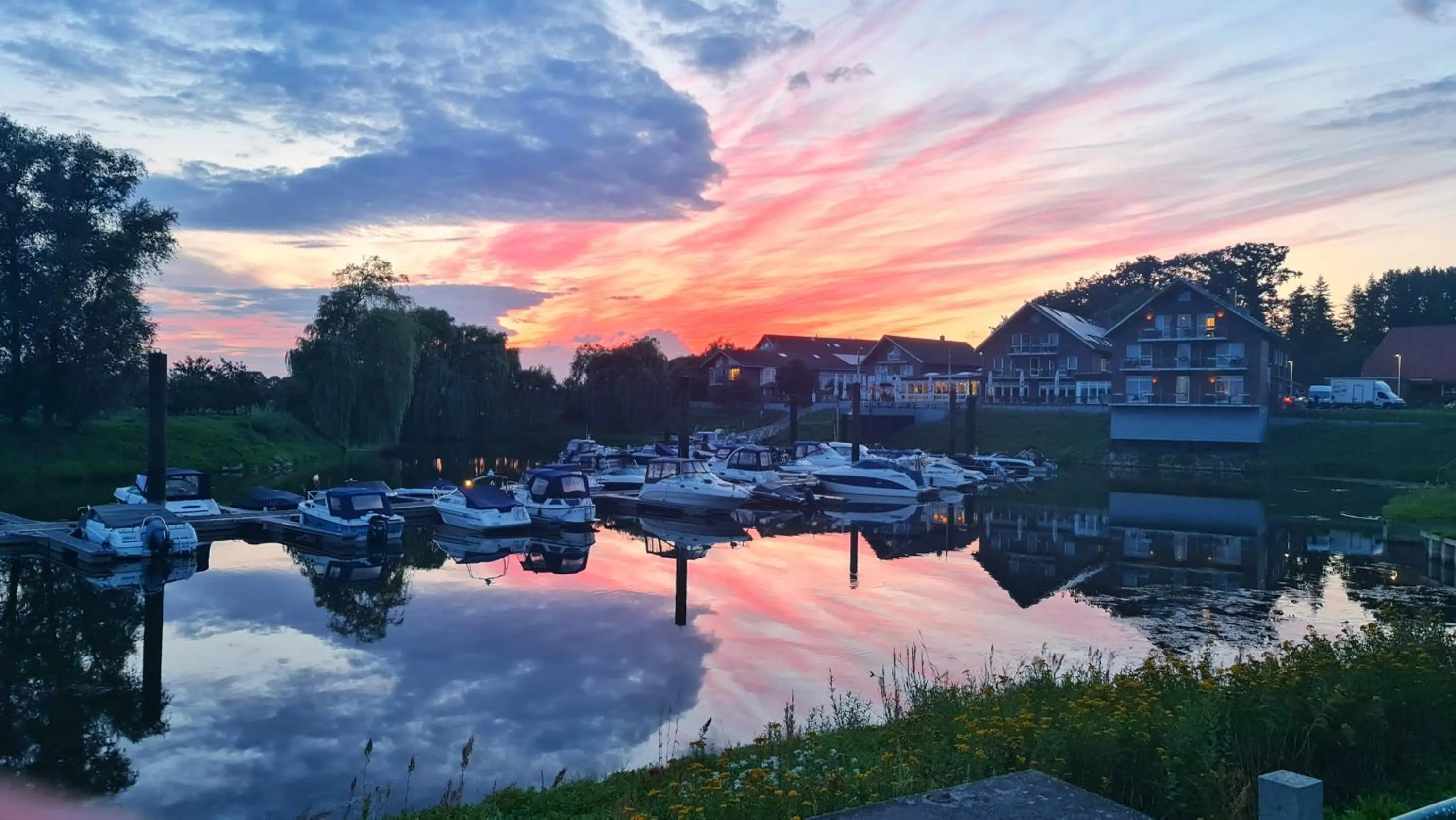 Property building in Hotel Restaurant Bootshaus