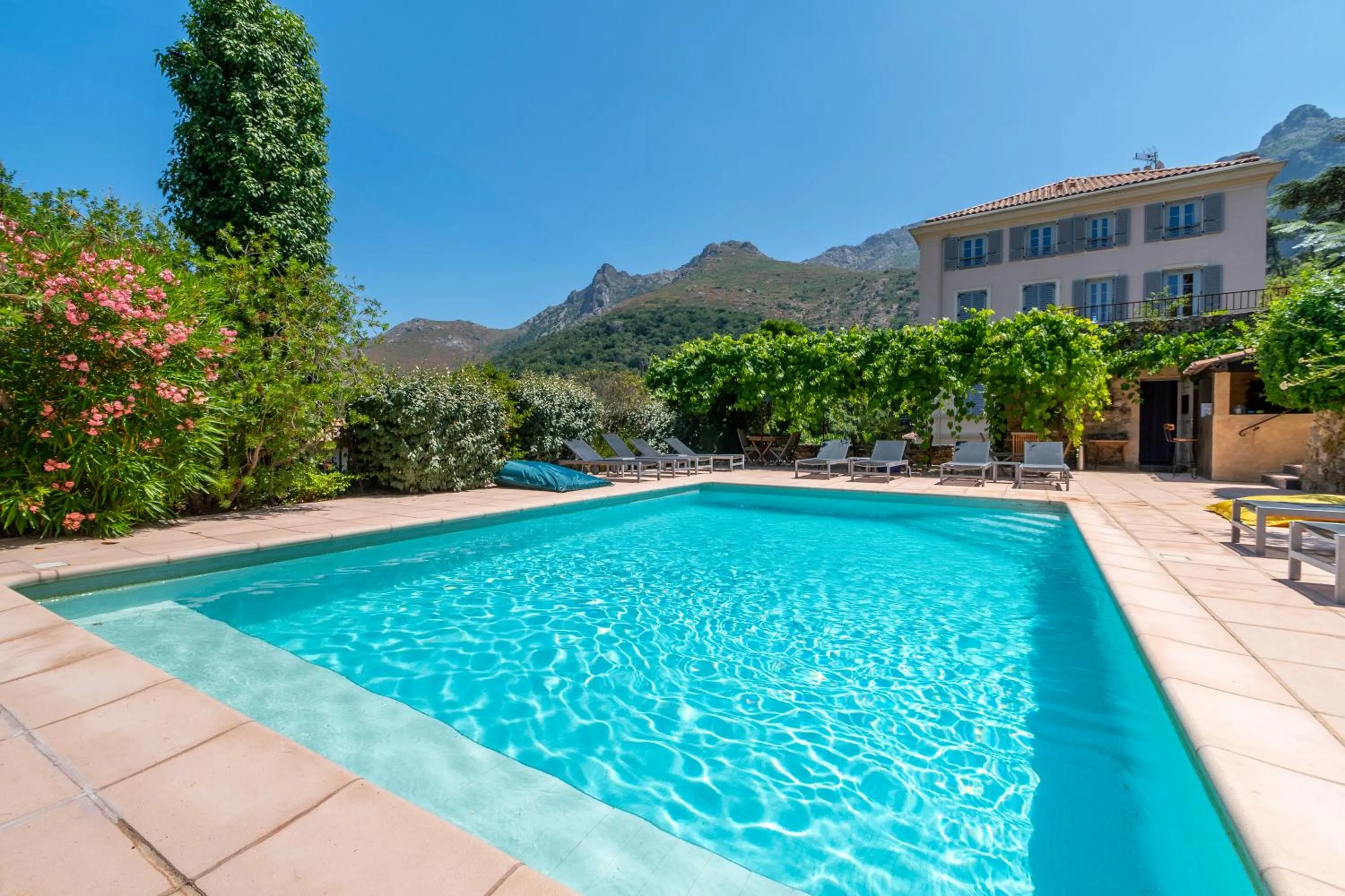 Mare E Monti - Hôtel de Charme