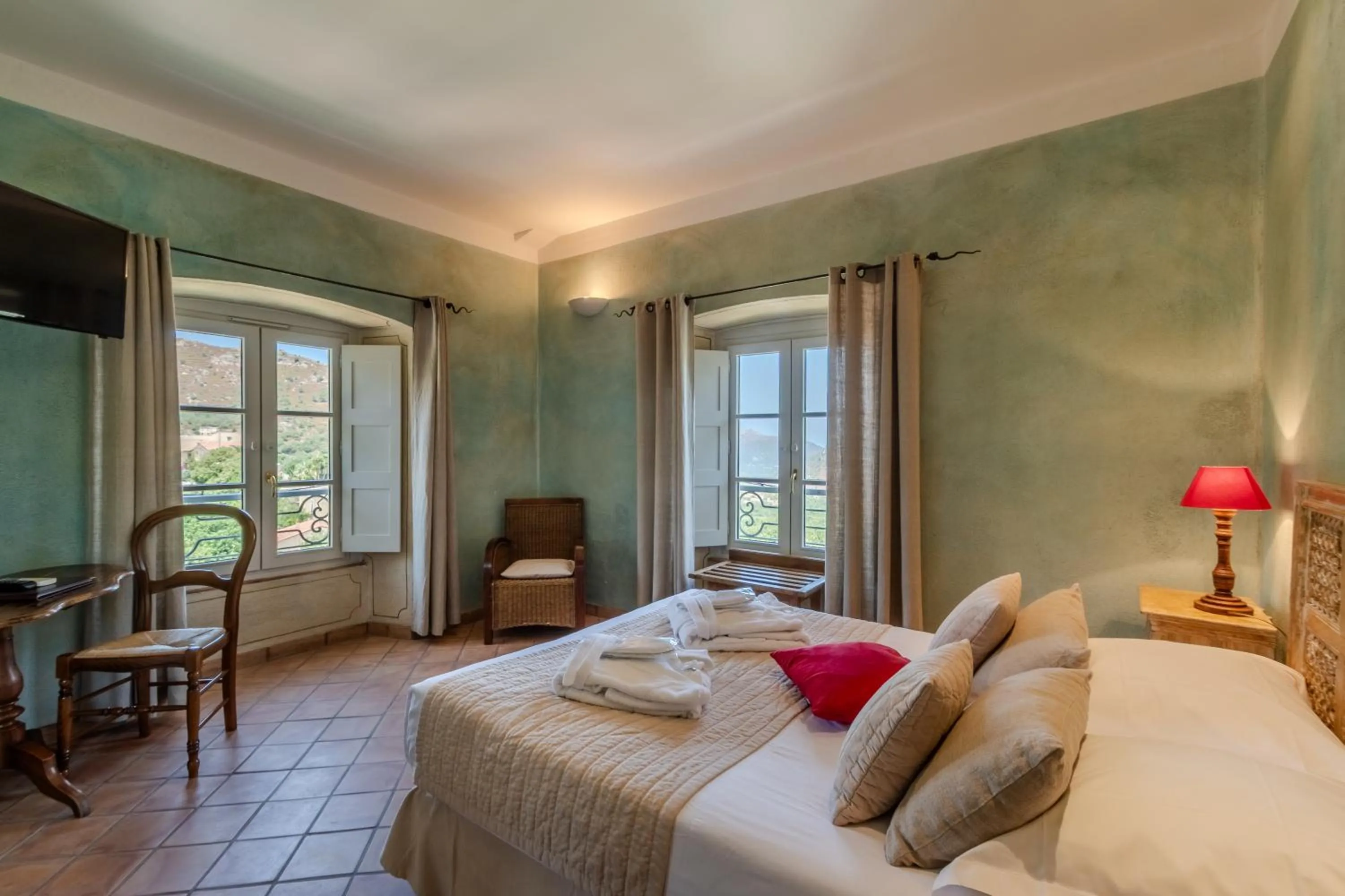 Bed in Mare E Monti - Hôtel de Charme