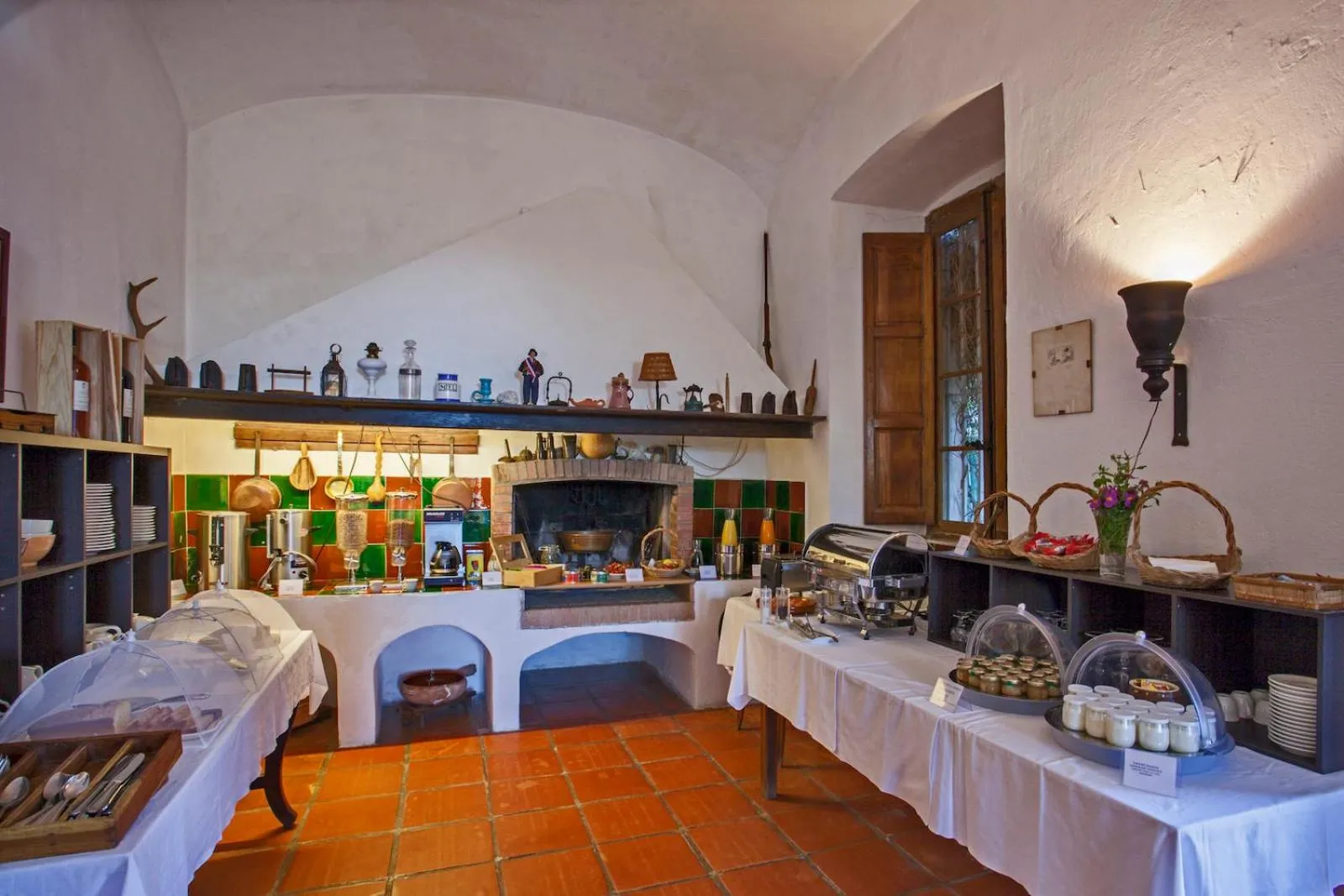 Continental breakfast in Mare E Monti - Hôtel de Charme