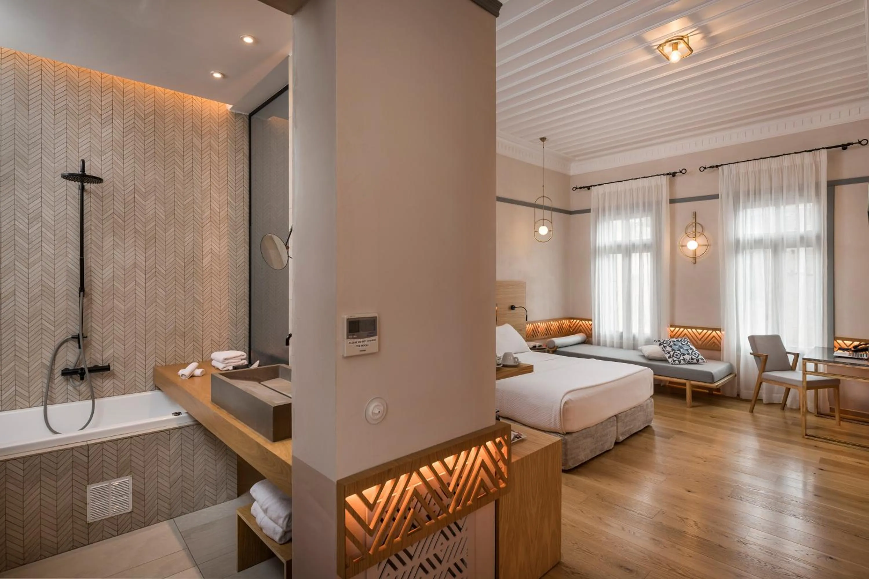 Bathroom, Bed in Scala de Faro