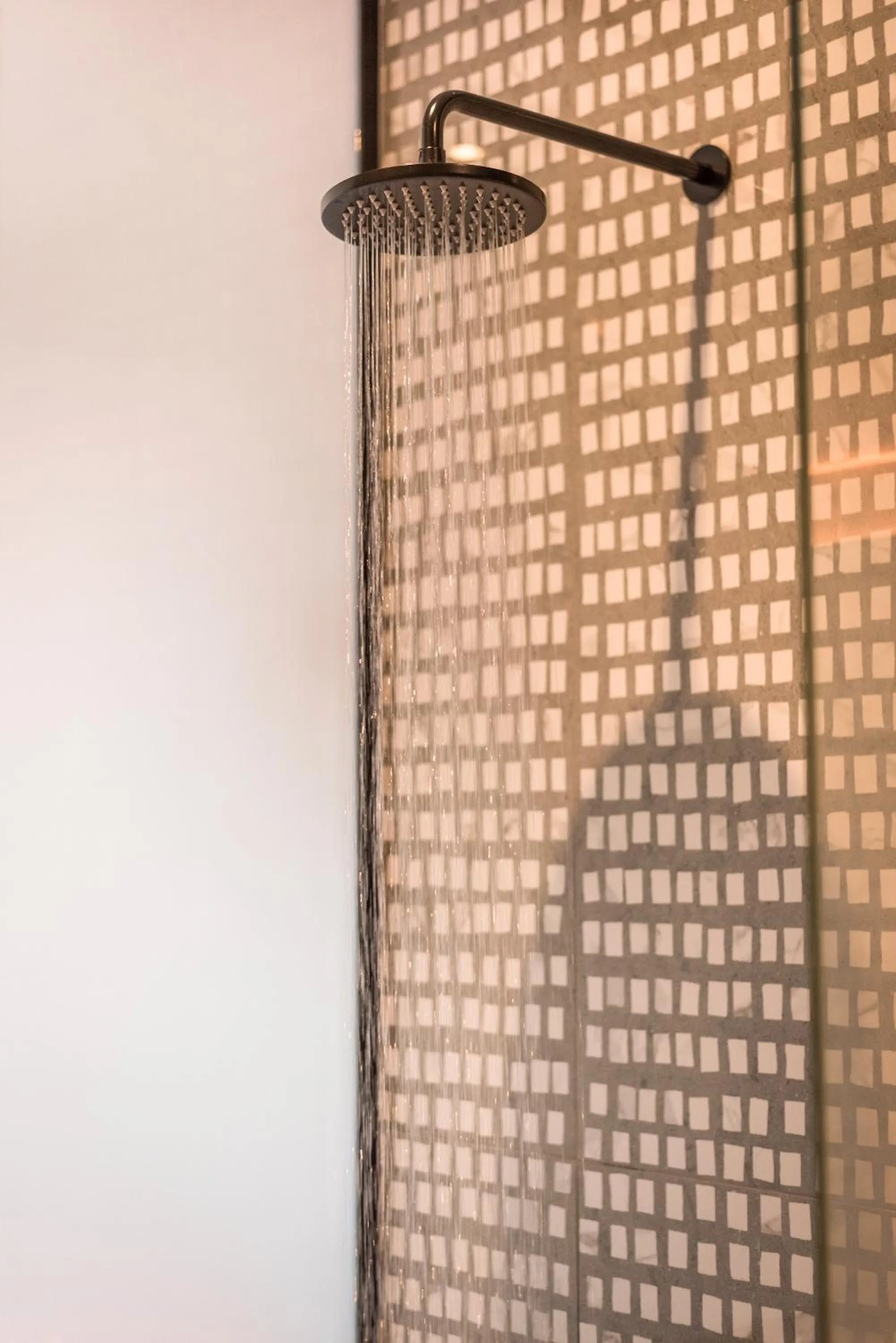 Shower in Scala de Faro