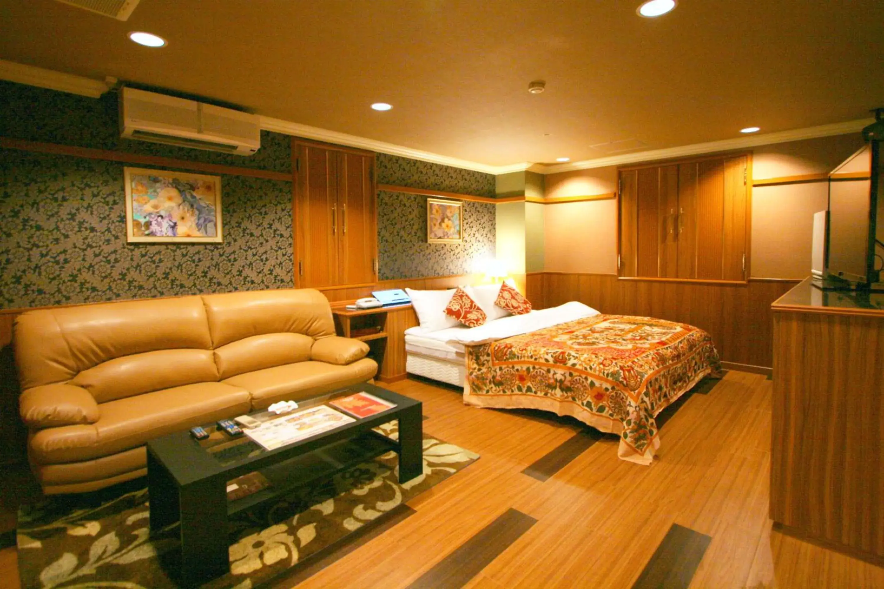 Aura Kanku (Adult Only) Hannan Japan from $65 Travelated Aura Kanku (Adult Only) Hannan Japan from $65 Travelated