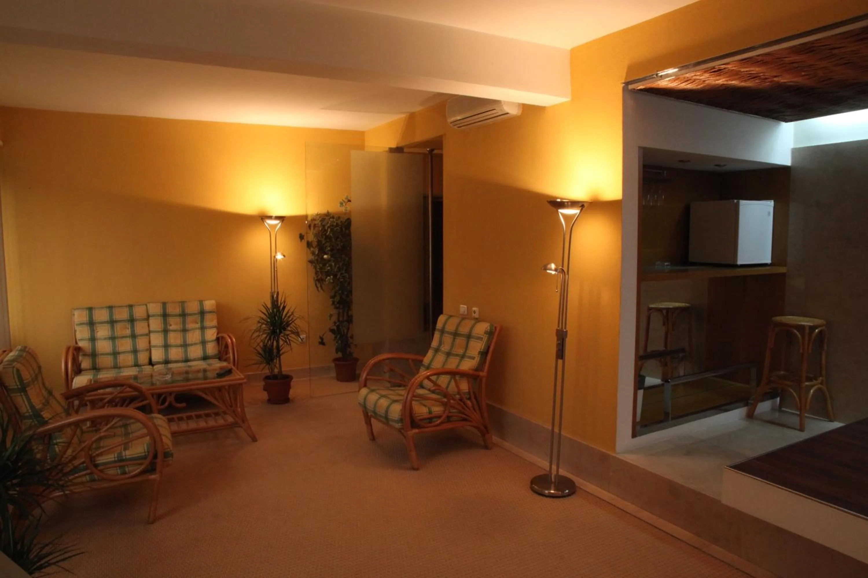 Decorative detail in Hotel Central