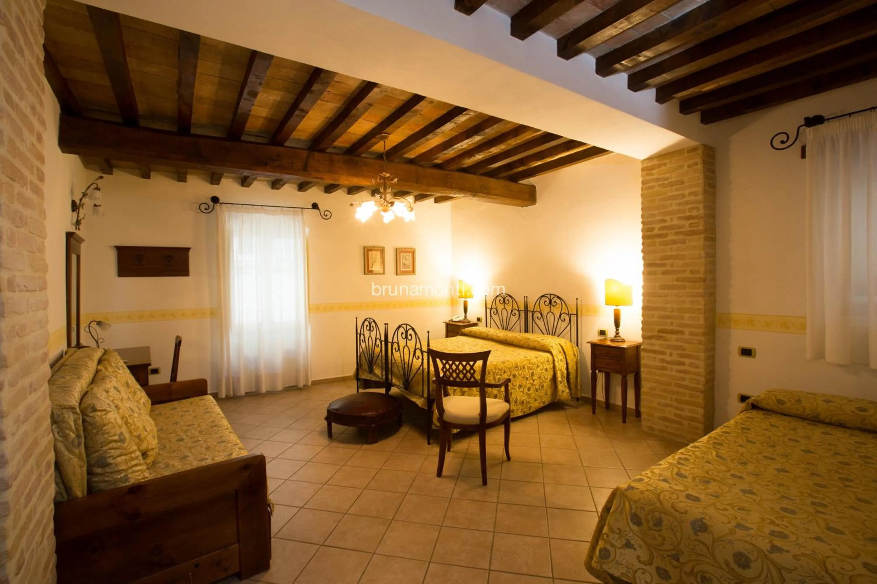 Bed in Hotel Palazzo Brunamonti