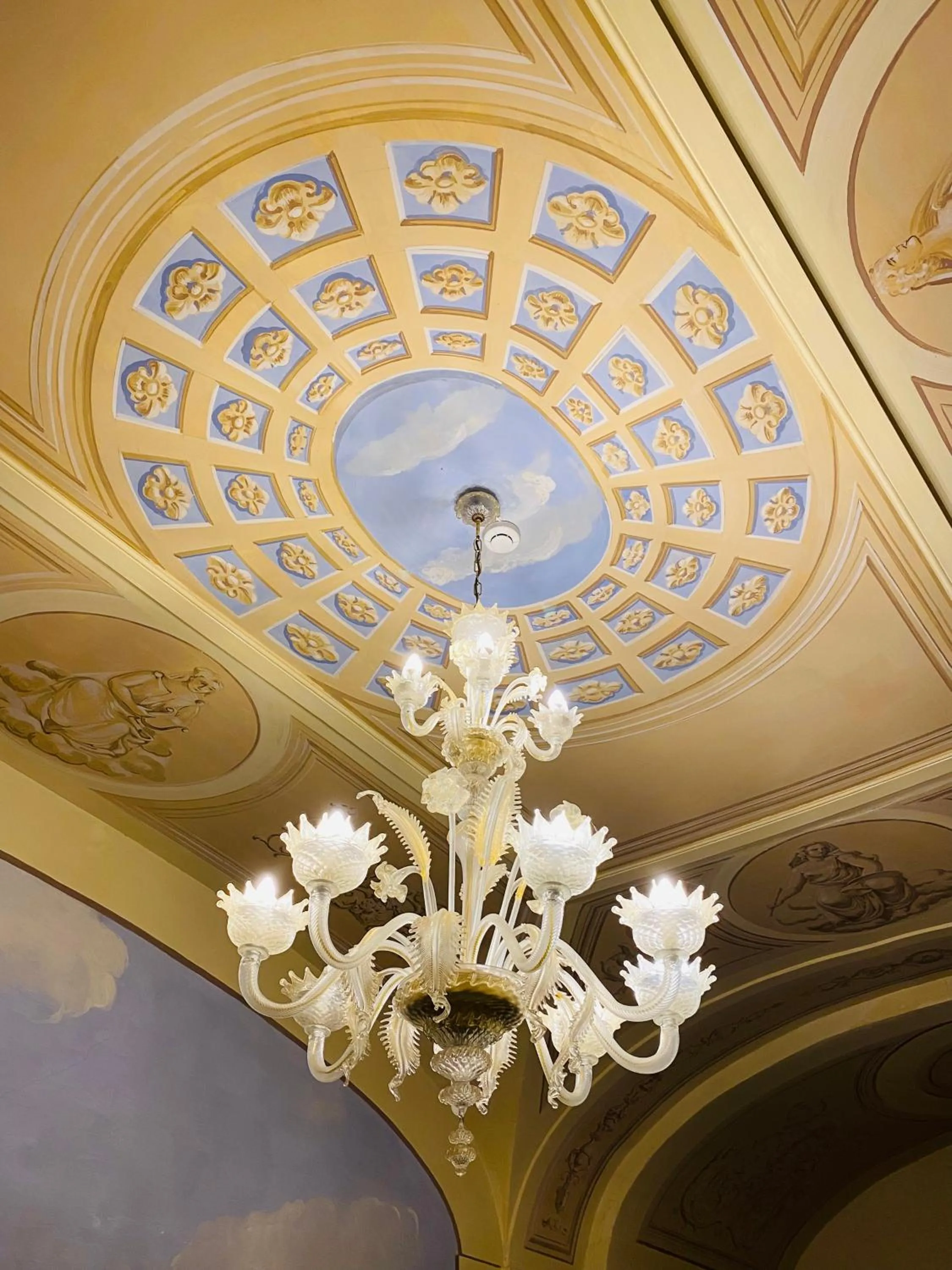 Restaurant/places to eat in Hotel Palazzo Brunamonti