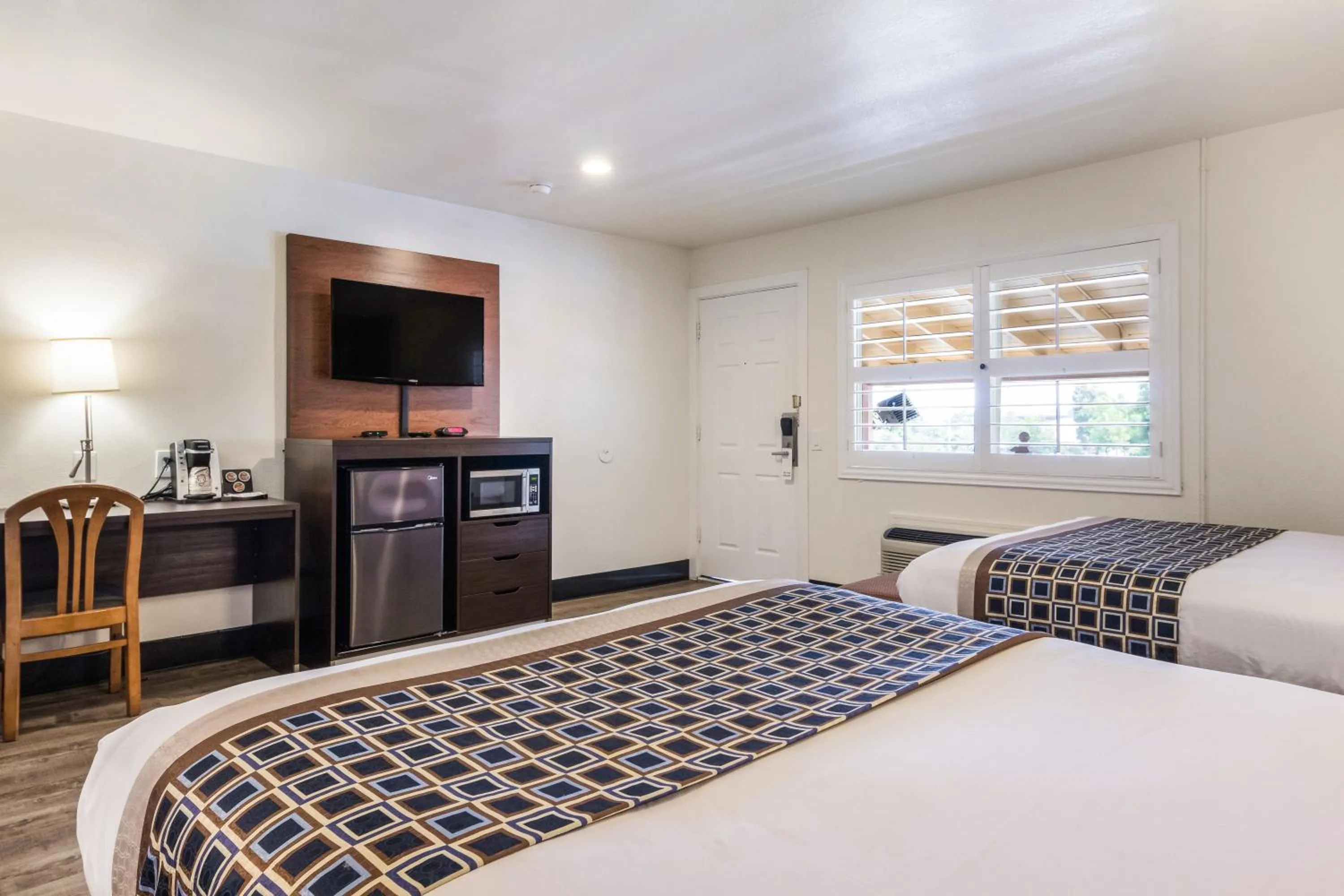 Bed in Carmel Hill Lodge