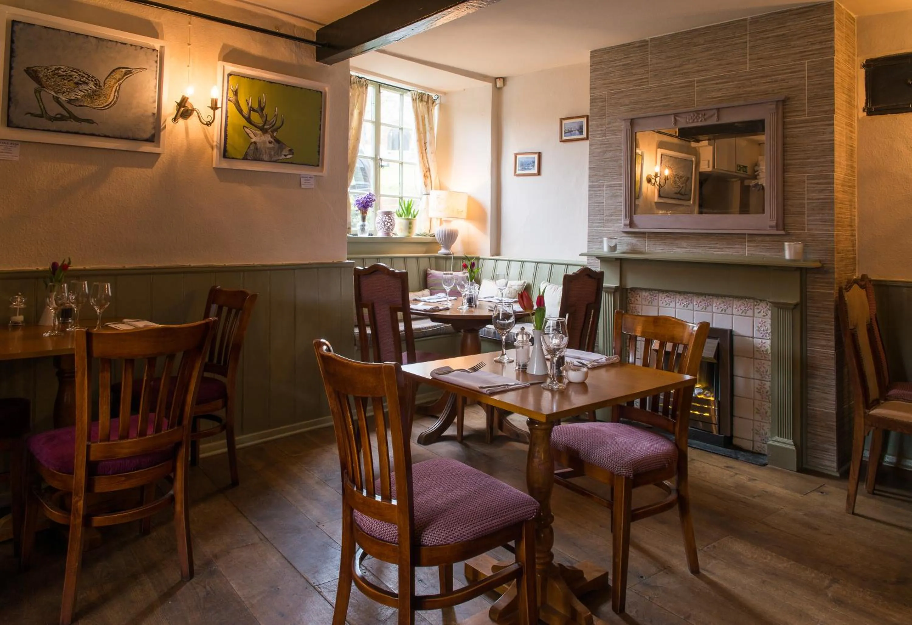 Restaurant/places to eat in Stag's Head