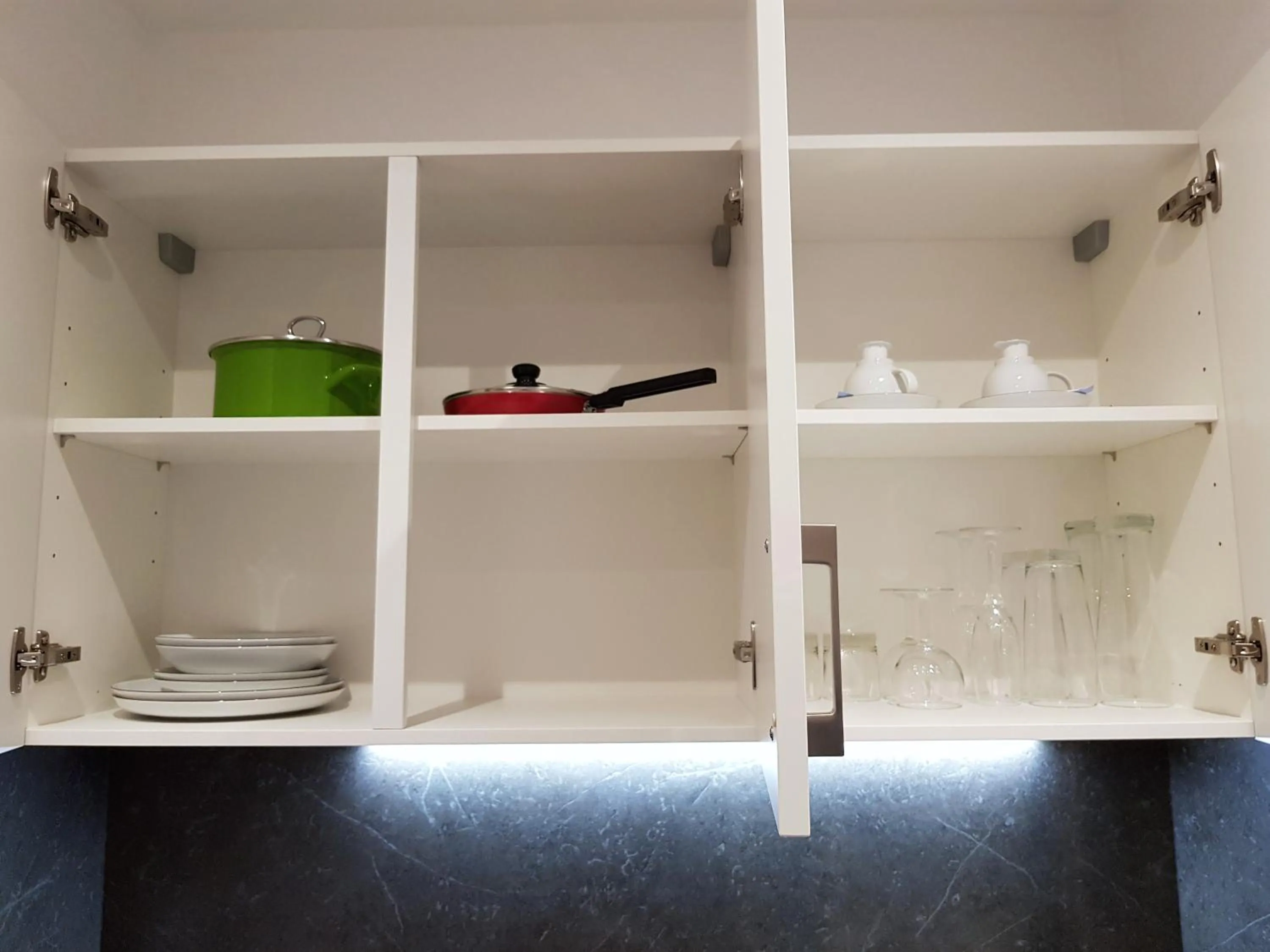 Kitchen or kitchenette in Apparthotel Garni Superior Simsseeblick