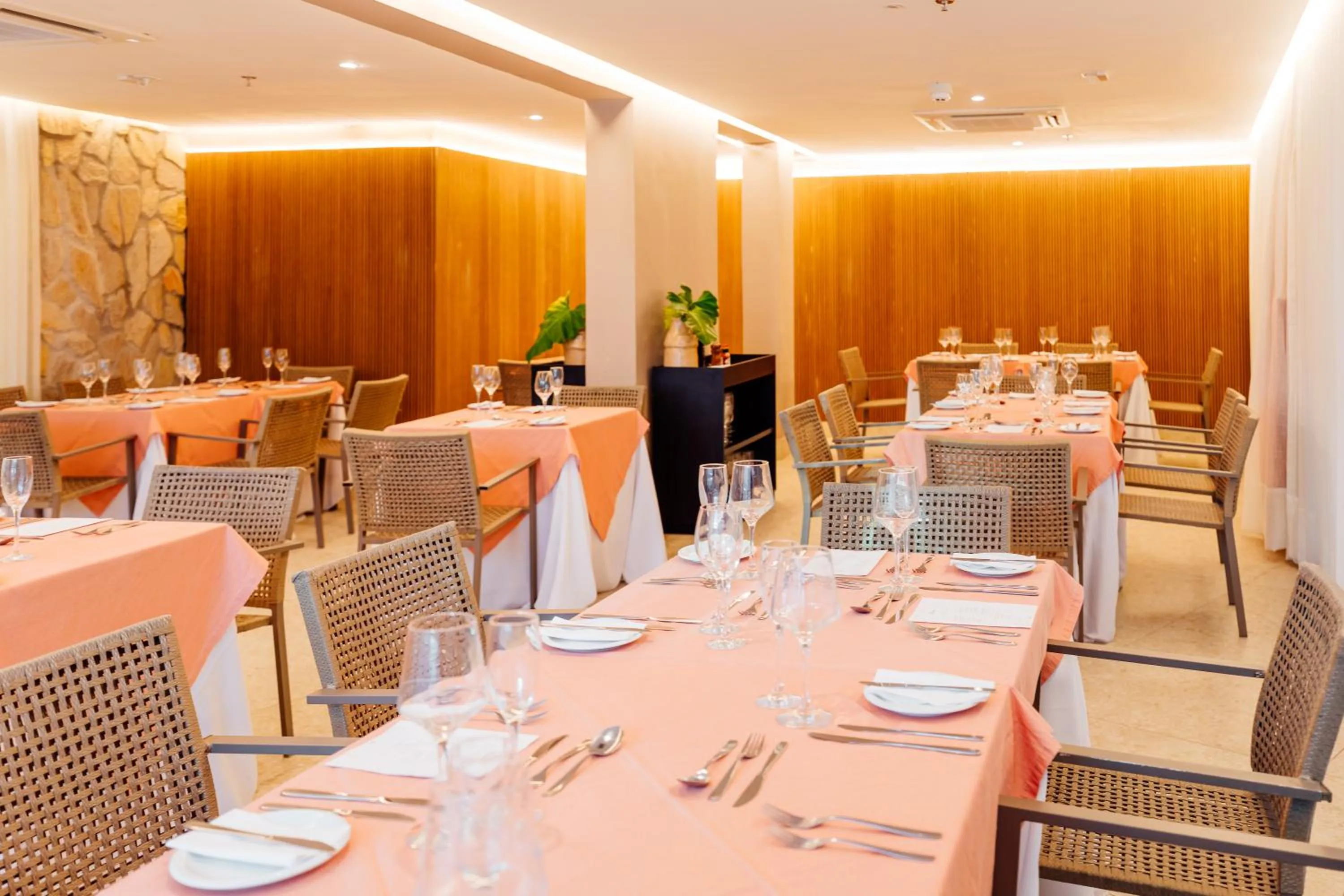 Restaurant/places to eat in Costeira Palace Beach Resort All Inclusive