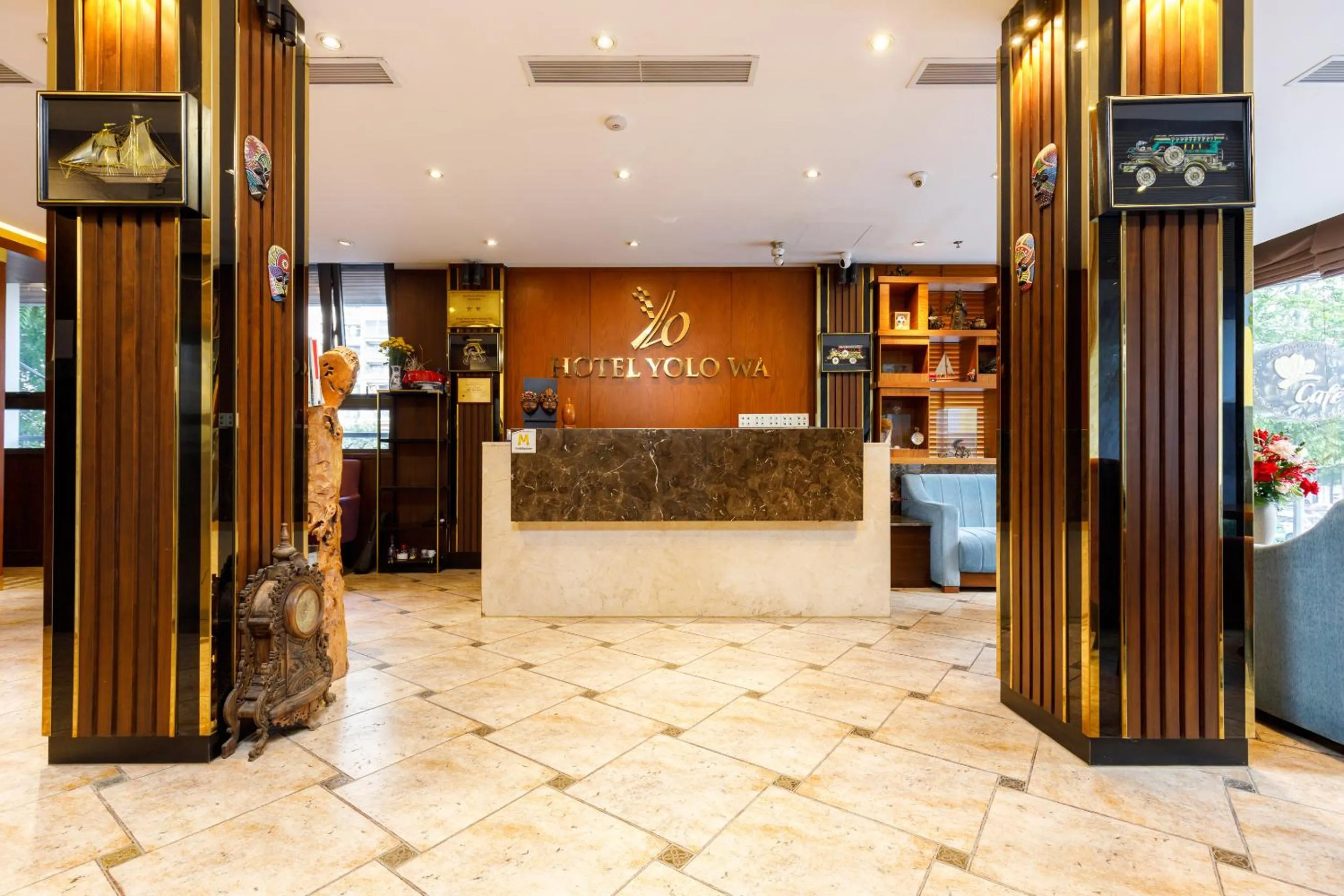 Lobby or reception in Yolo Wa Hotel