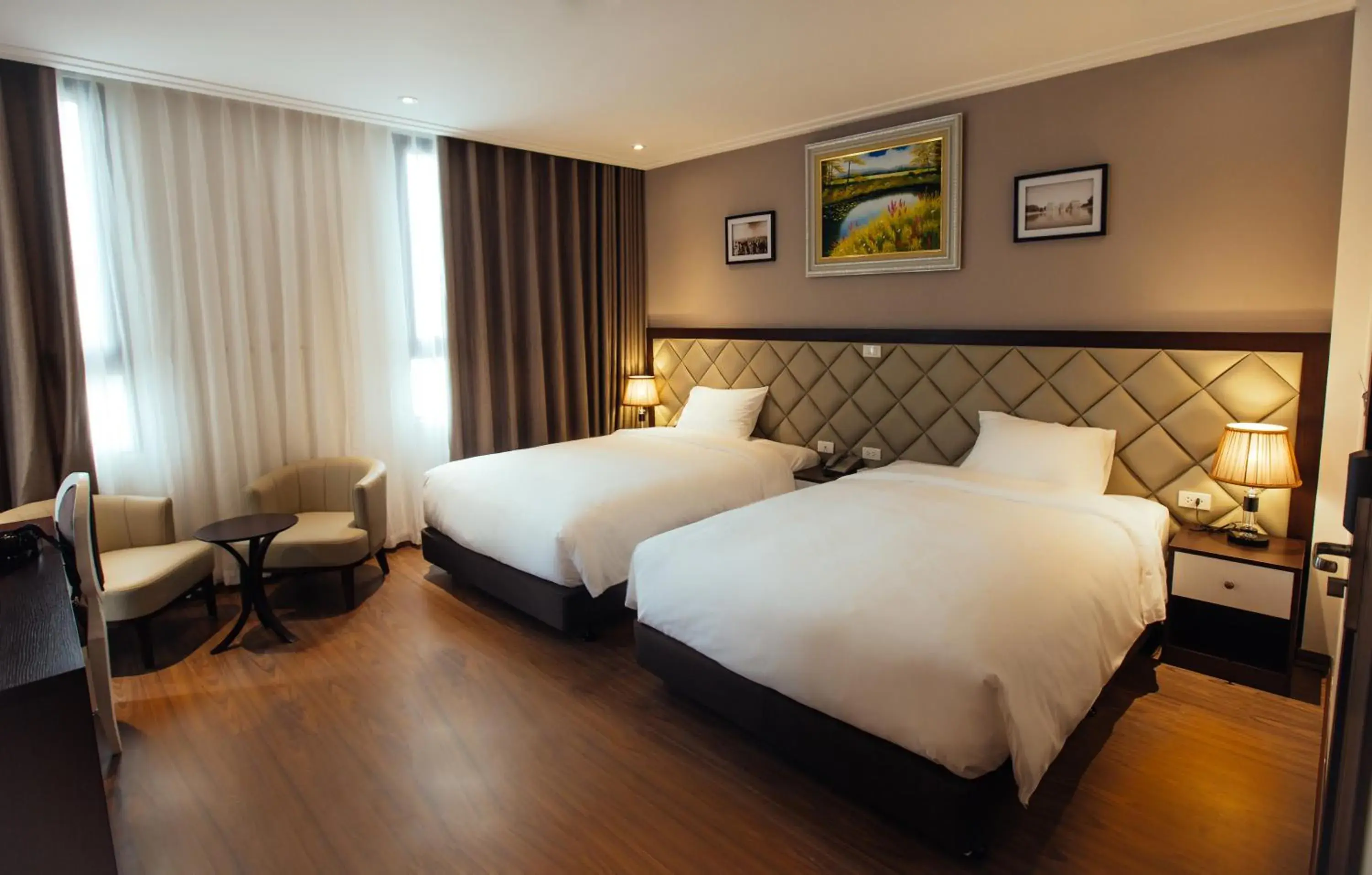 Photo of the whole room, Bed in Yolo Wa Hotel Photo of the whole room, Bed in Yolo Wa Hotel