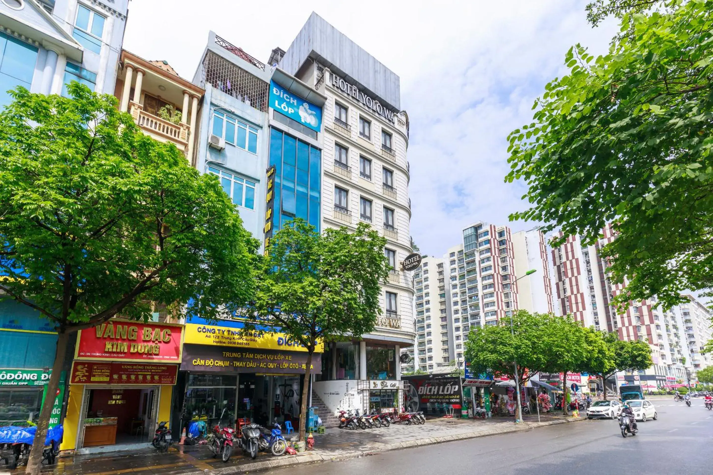 Property building in Yolo Wa Hotel Property building in Yolo Wa Hotel