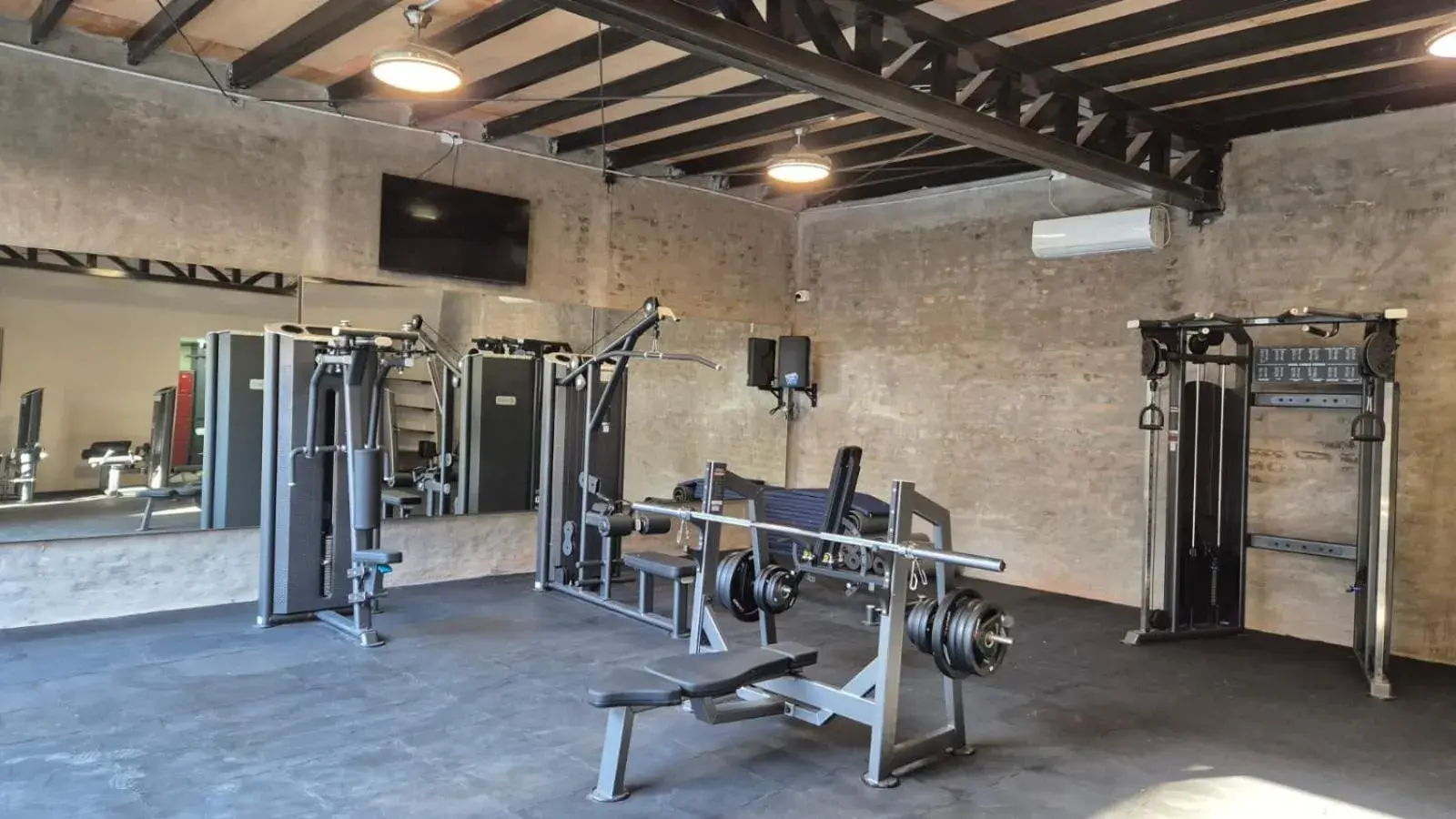 Fitness centre/facilities in DAKAR HOTEL Fitness centre/facilities in DAKAR HOTEL