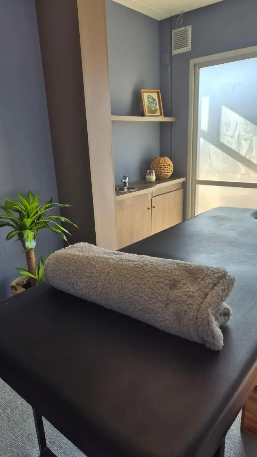 Massage, Bed in DAKAR HOTEL Massage, Bed in DAKAR HOTEL