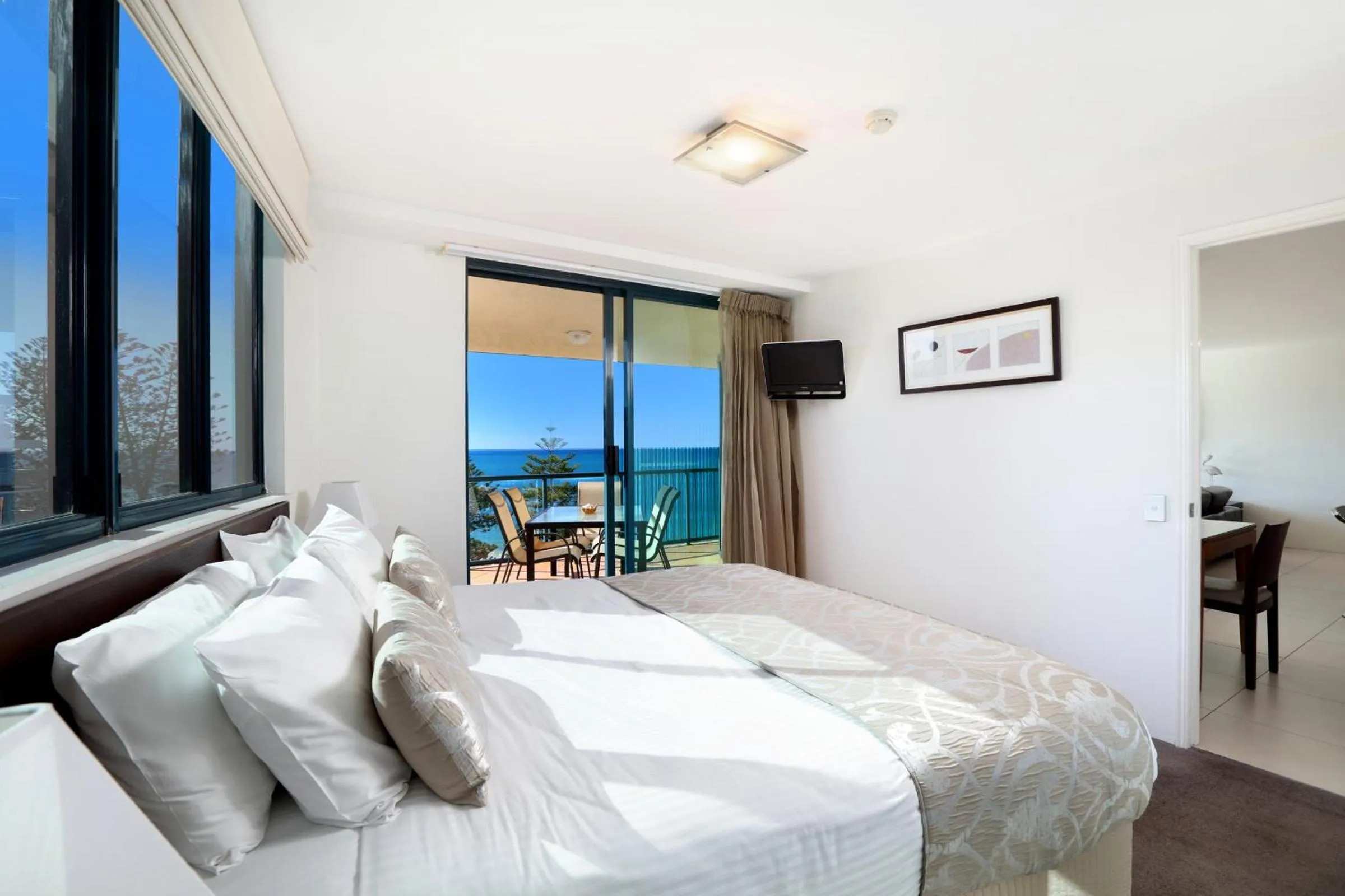 Bedroom, Bed in Peninsular Beachfront Resort