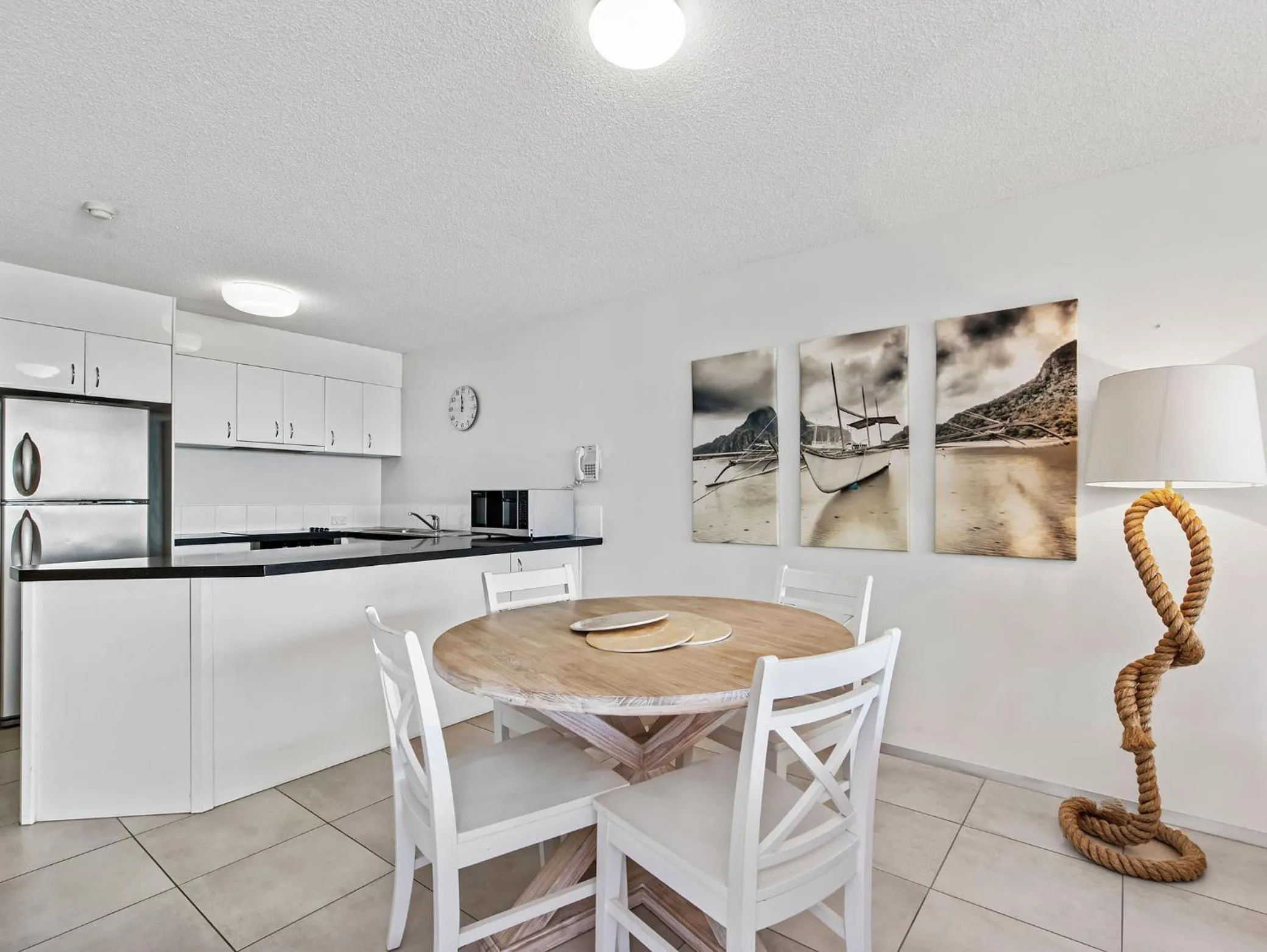 Kitchen or kitchenette in Peninsular Beachfront Resort