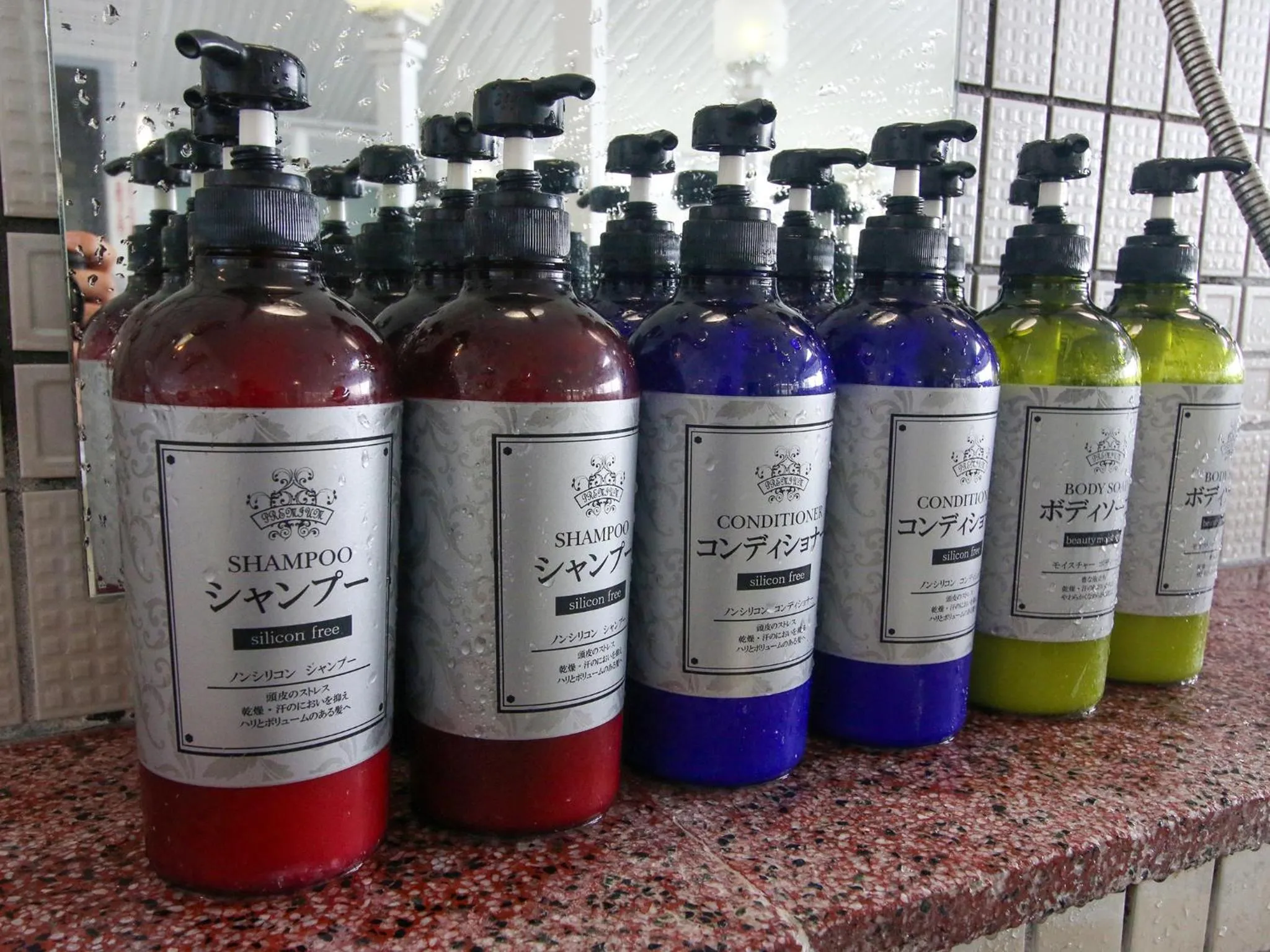 Public Bath in Niitsuru Onsen Nda