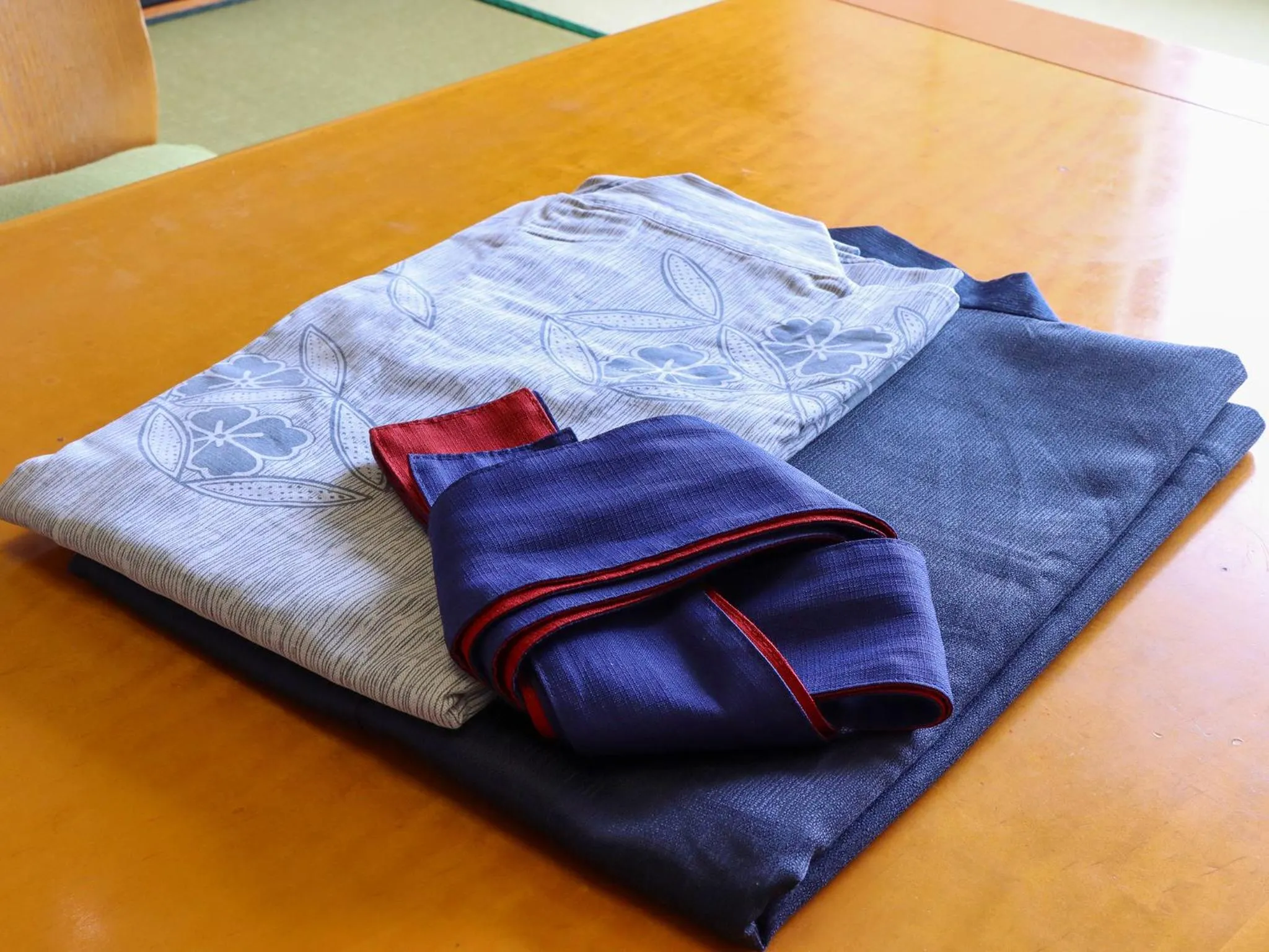 Photo of the whole room, Bed in Niitsuru Onsen Nda