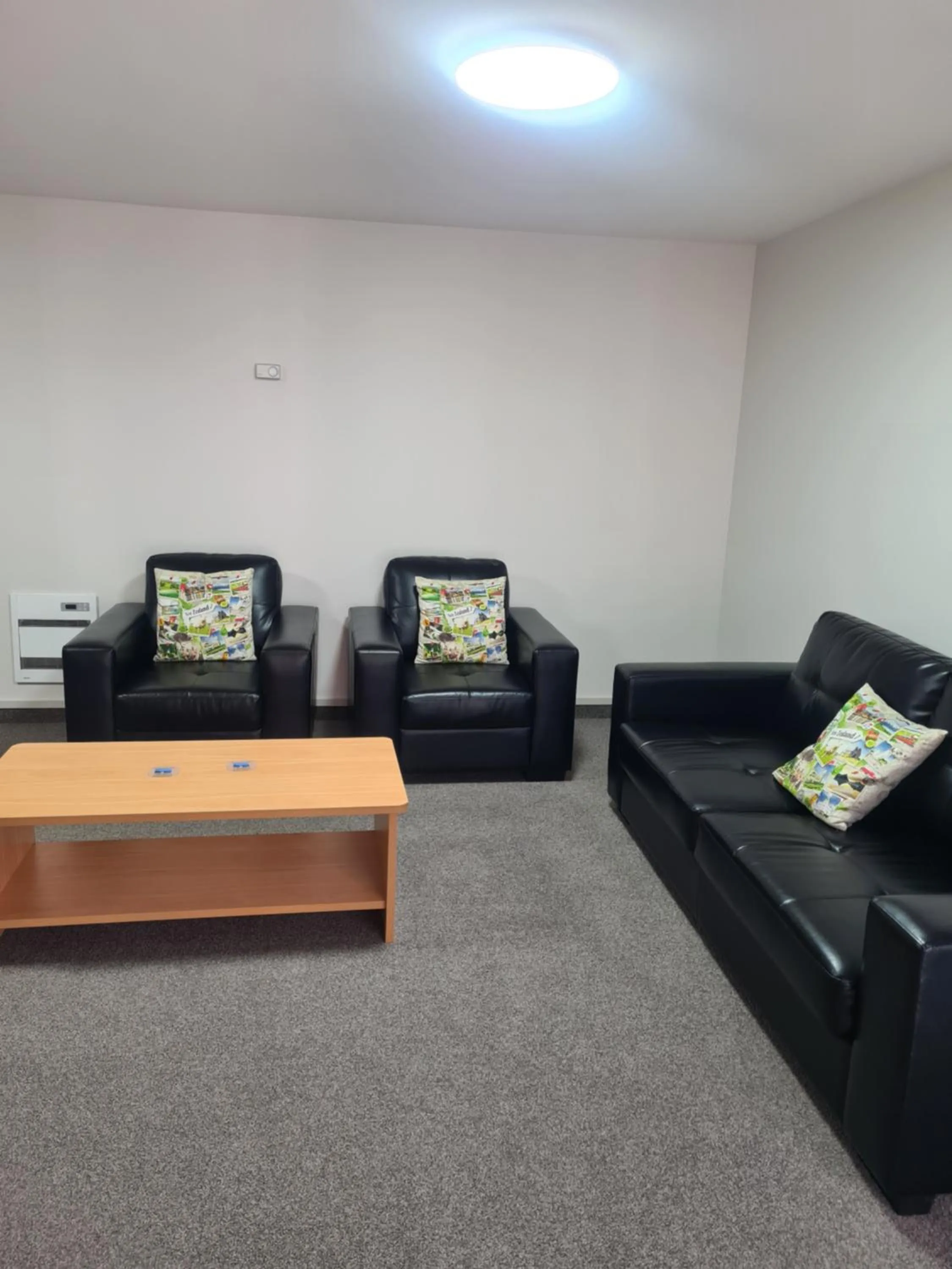 Living room in Arran Motel