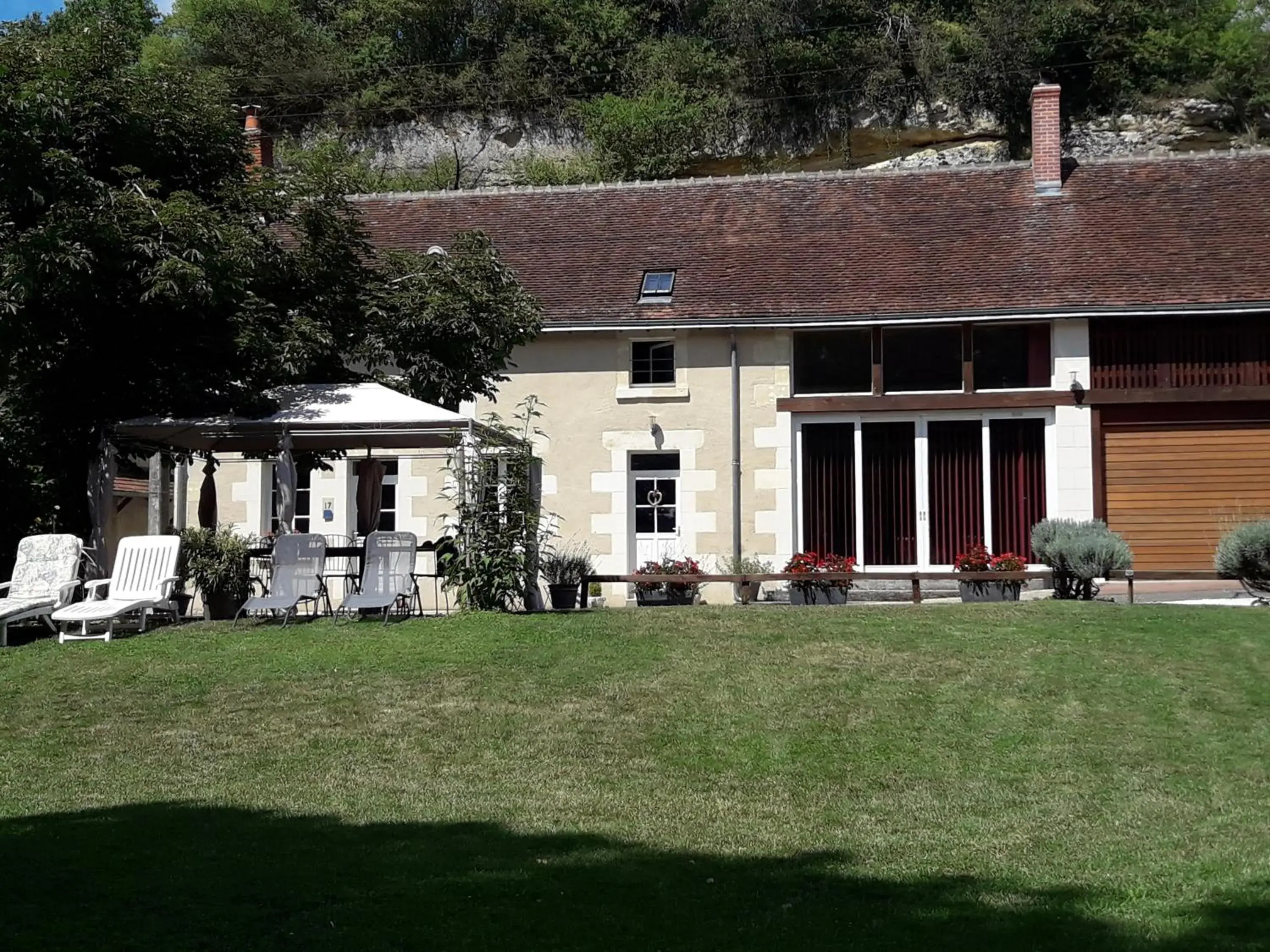 La maison des caves La maison des caves
