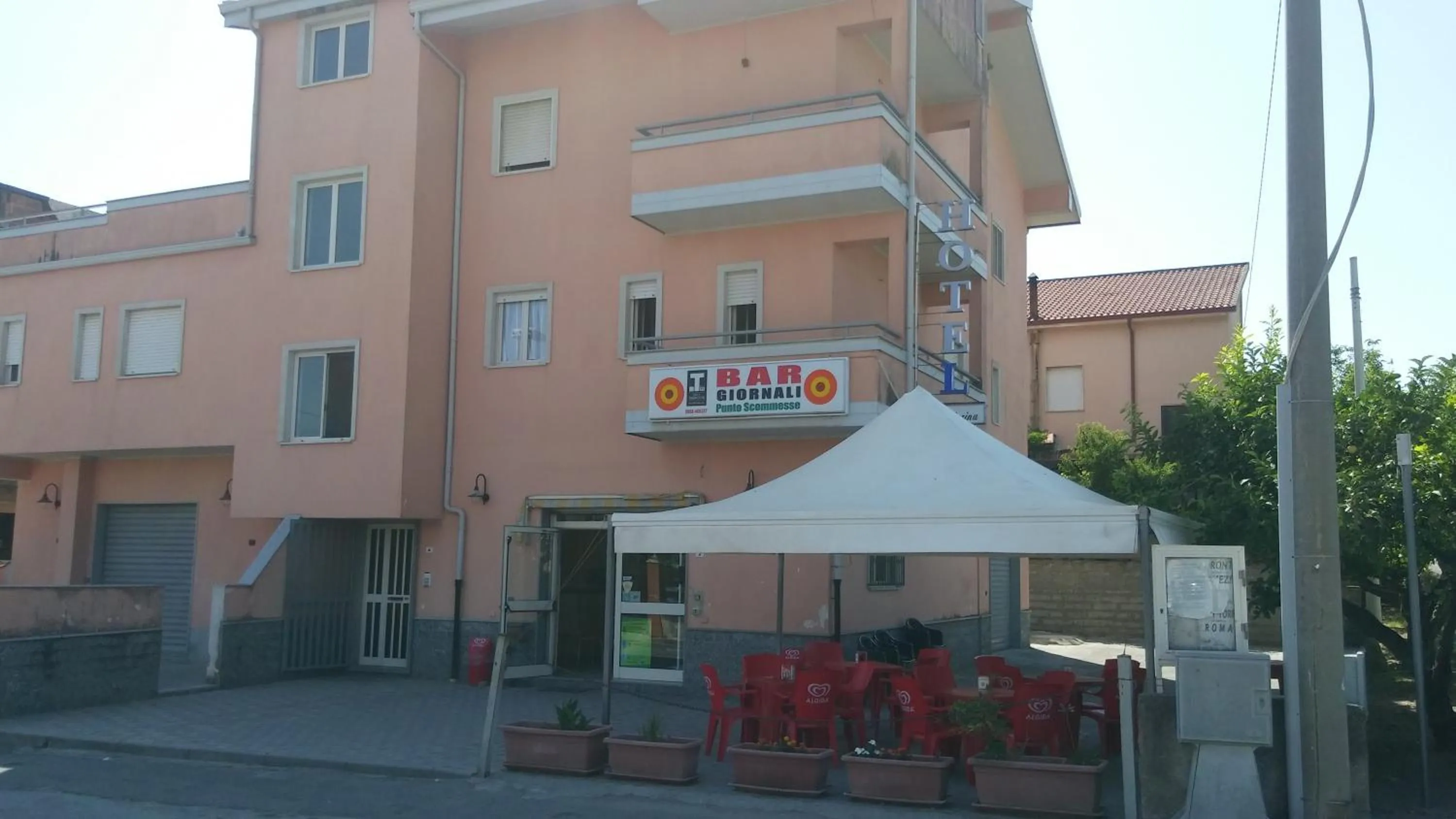 Facade/entrance in Hotel Santa Caterina