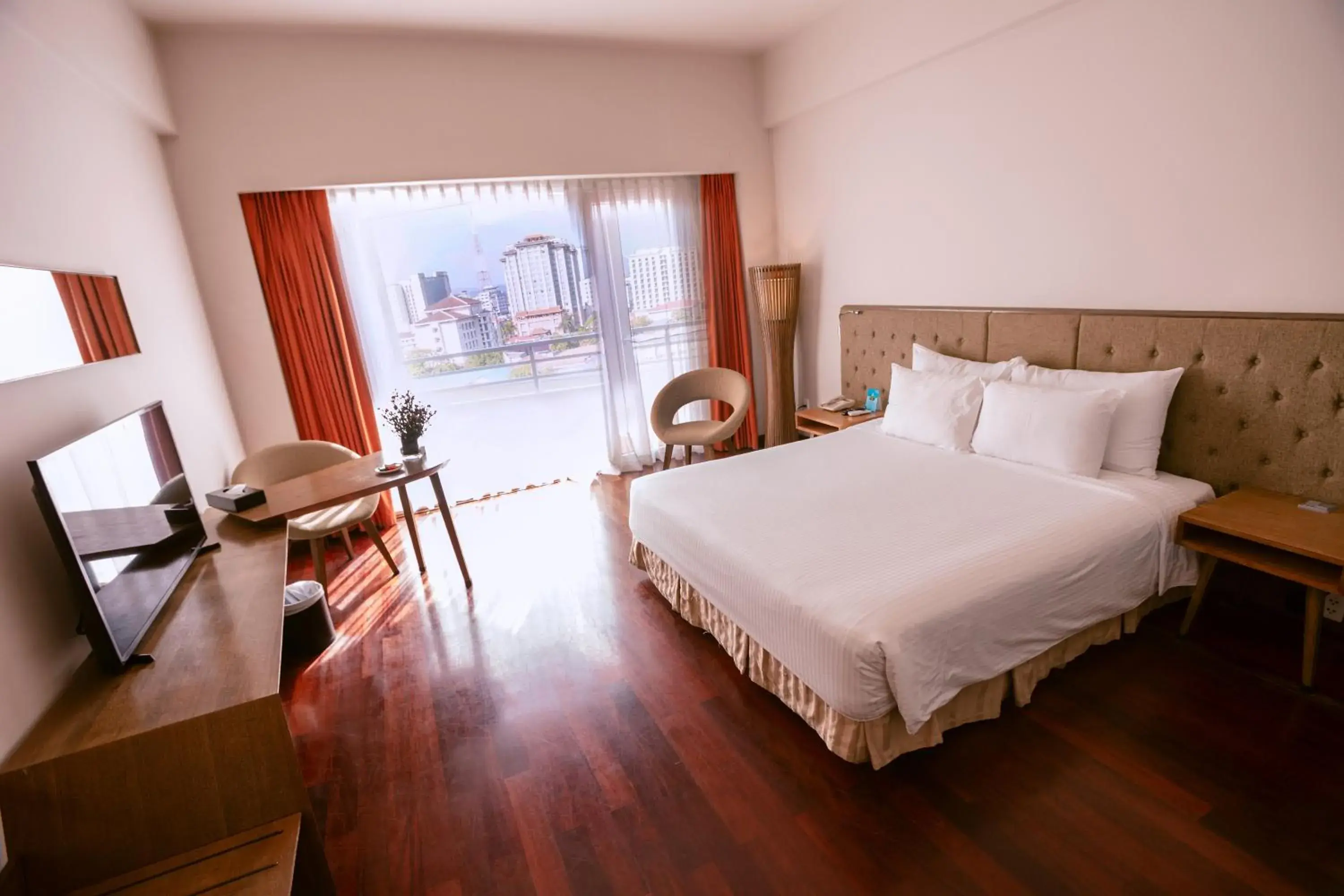 Bed in Muong Thanh Holiday Hue Hotel Bed in Muong Thanh Holiday Hue Hotel