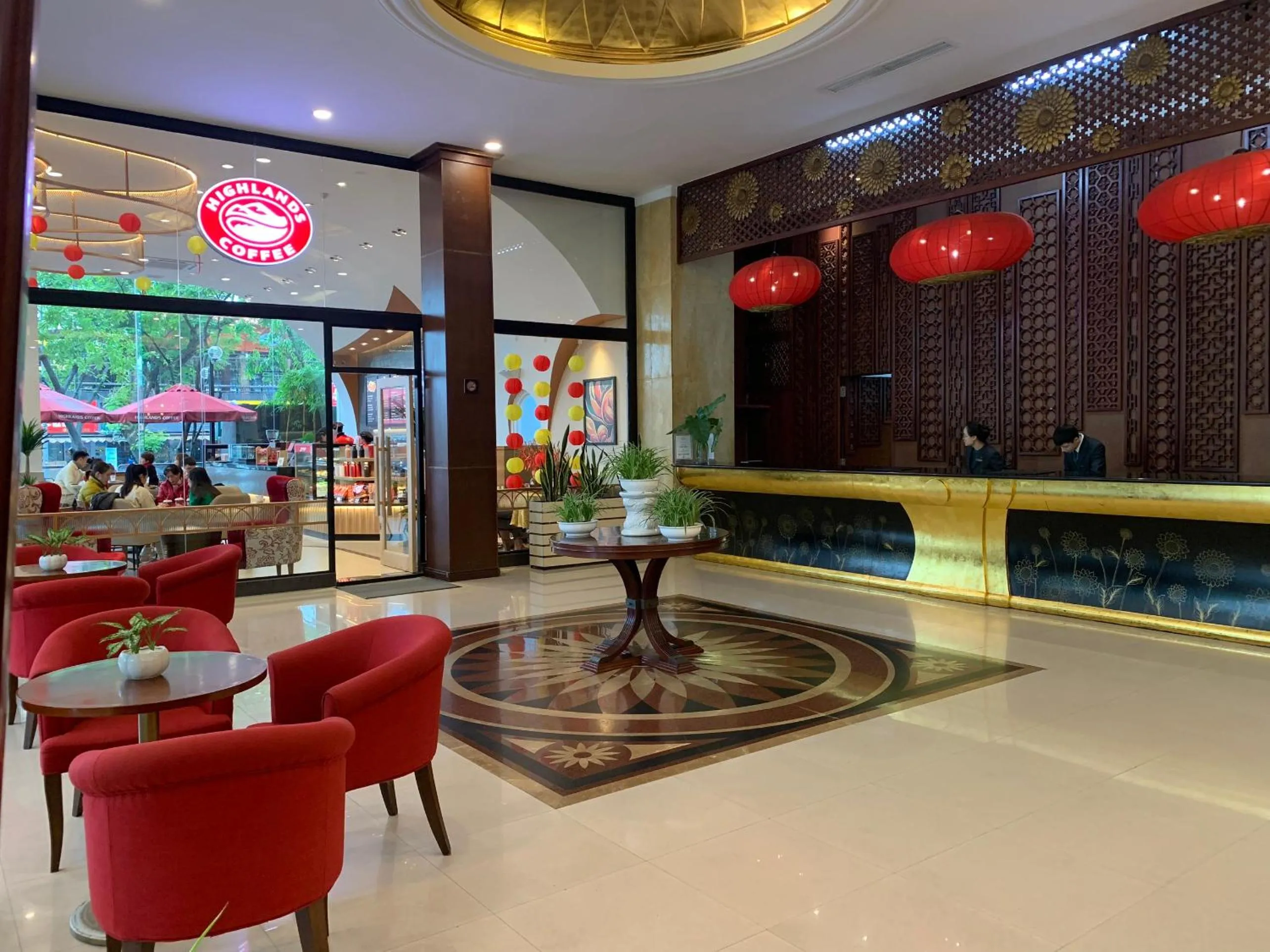 Property building in Muong Thanh Holiday Hue Hotel