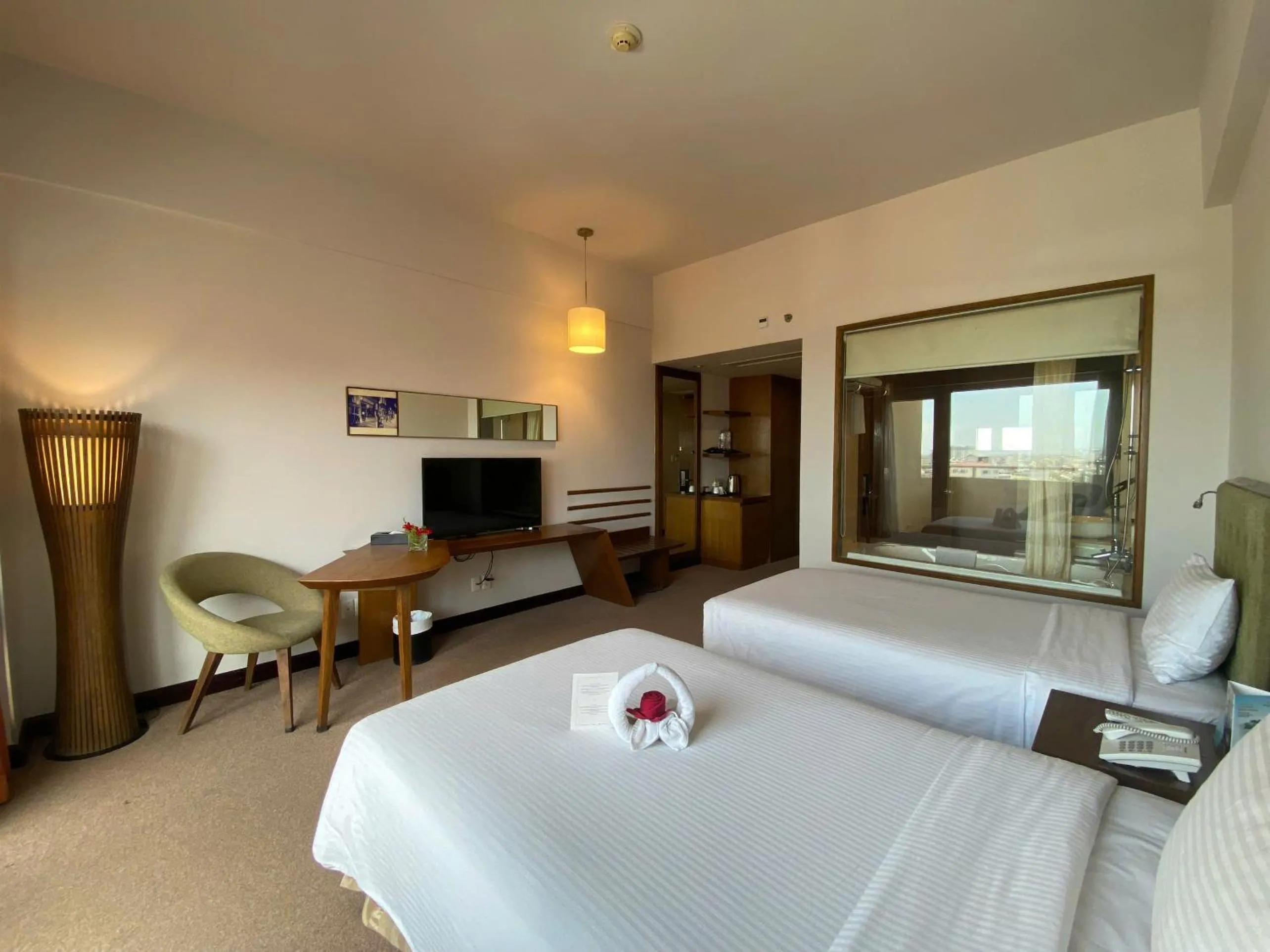 Photo of the whole room, Bed in Muong Thanh Holiday Hue Hotel