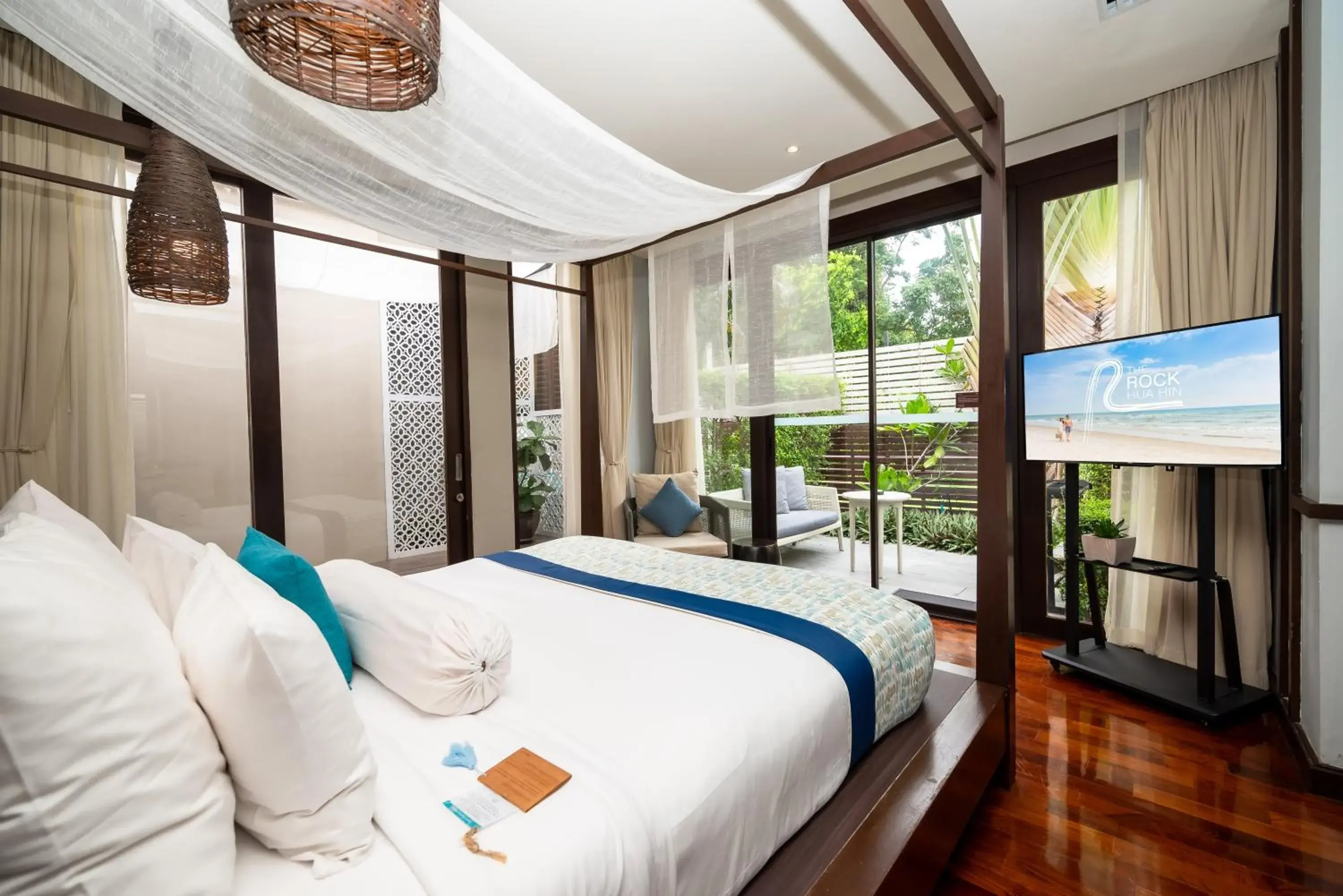 View (from property/room), Bed in The Rock Hua Hin Beachfront Spa Resort View (from property/room), Bed in The Rock Hua Hin Beachfront Spa Resort