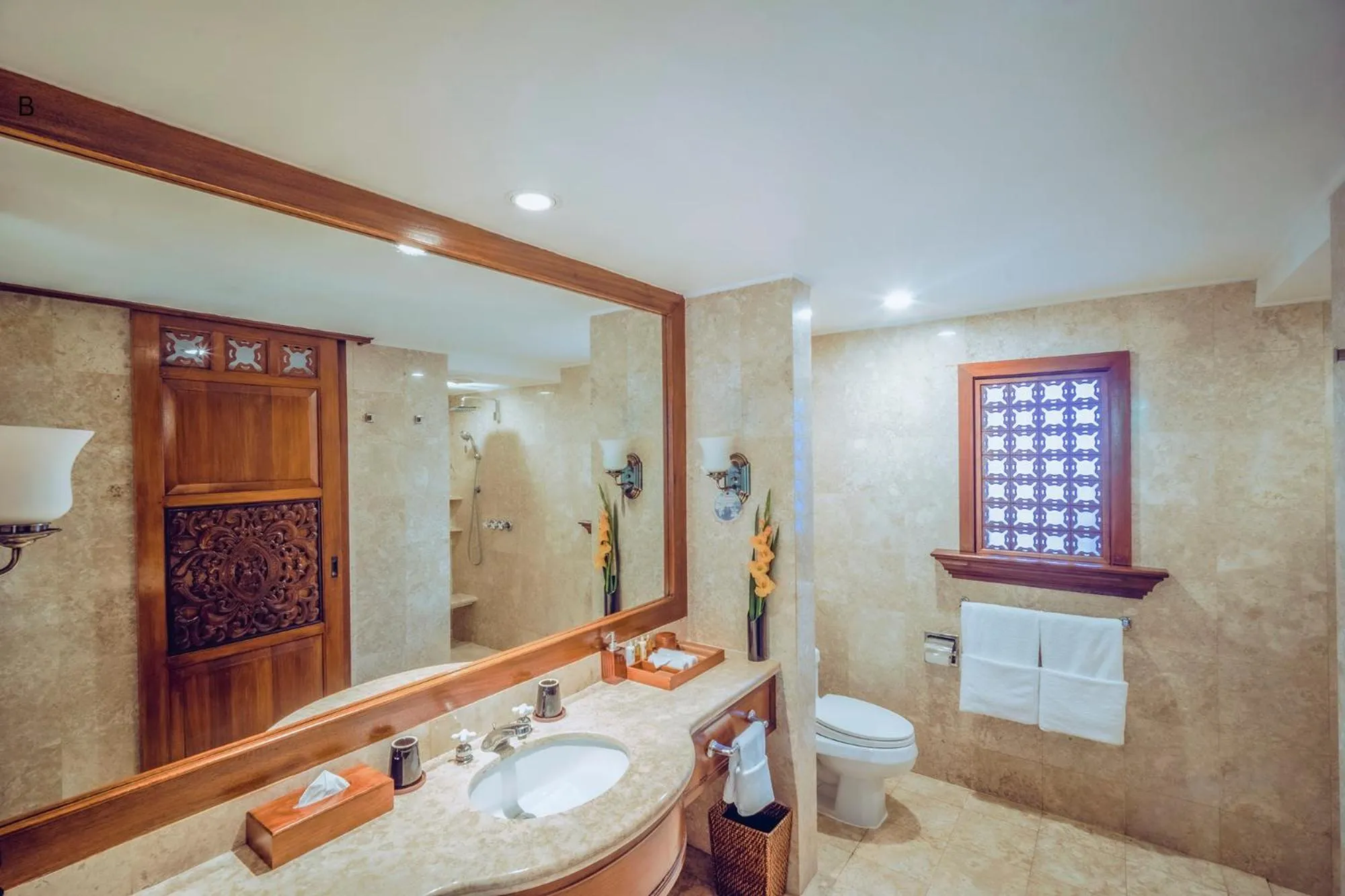 Bathroom in Furama Resort Danang