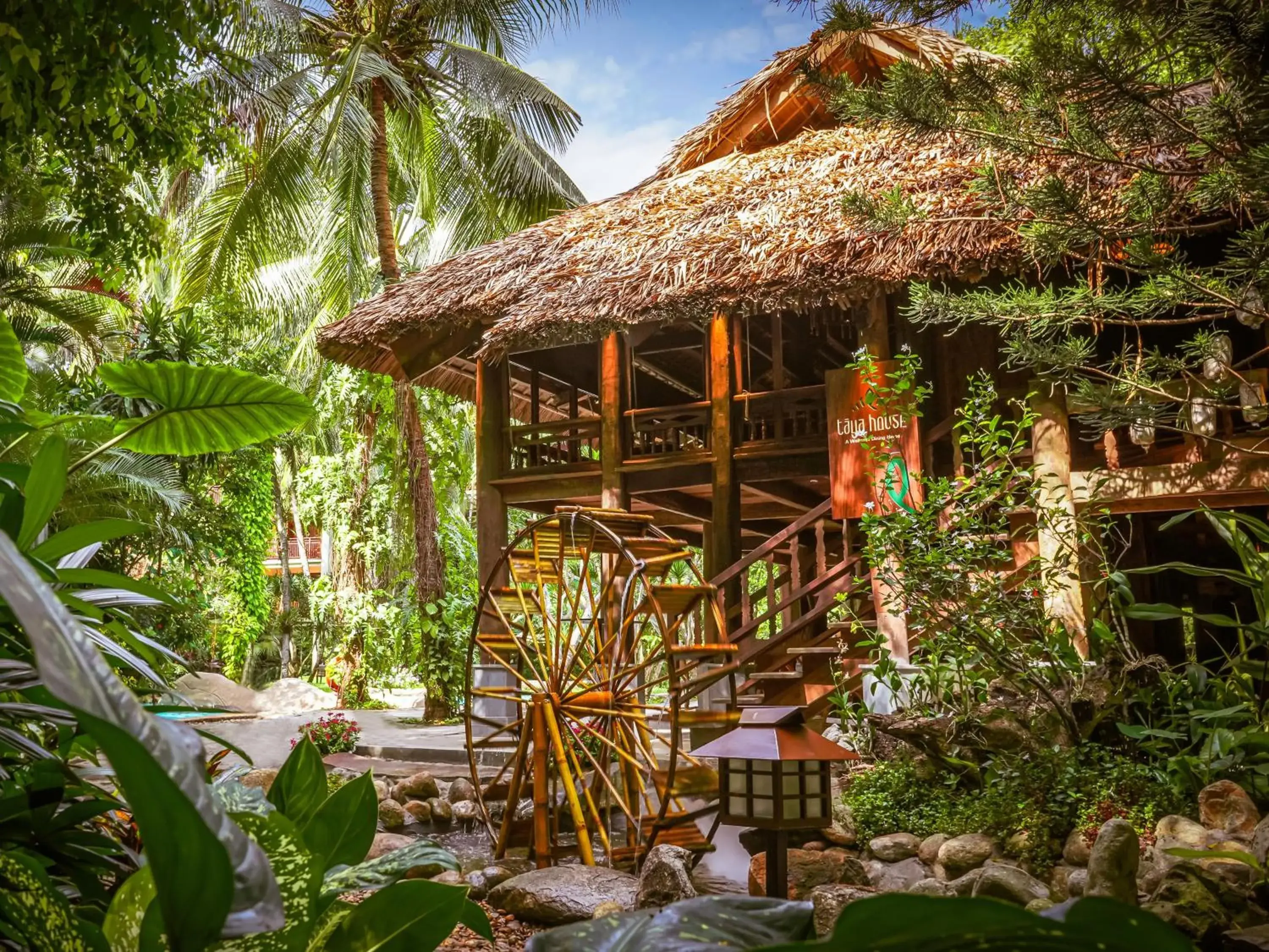 Restaurant/places to eat in Furama Resort Danang Restaurant/places to eat in Furama Resort Danang