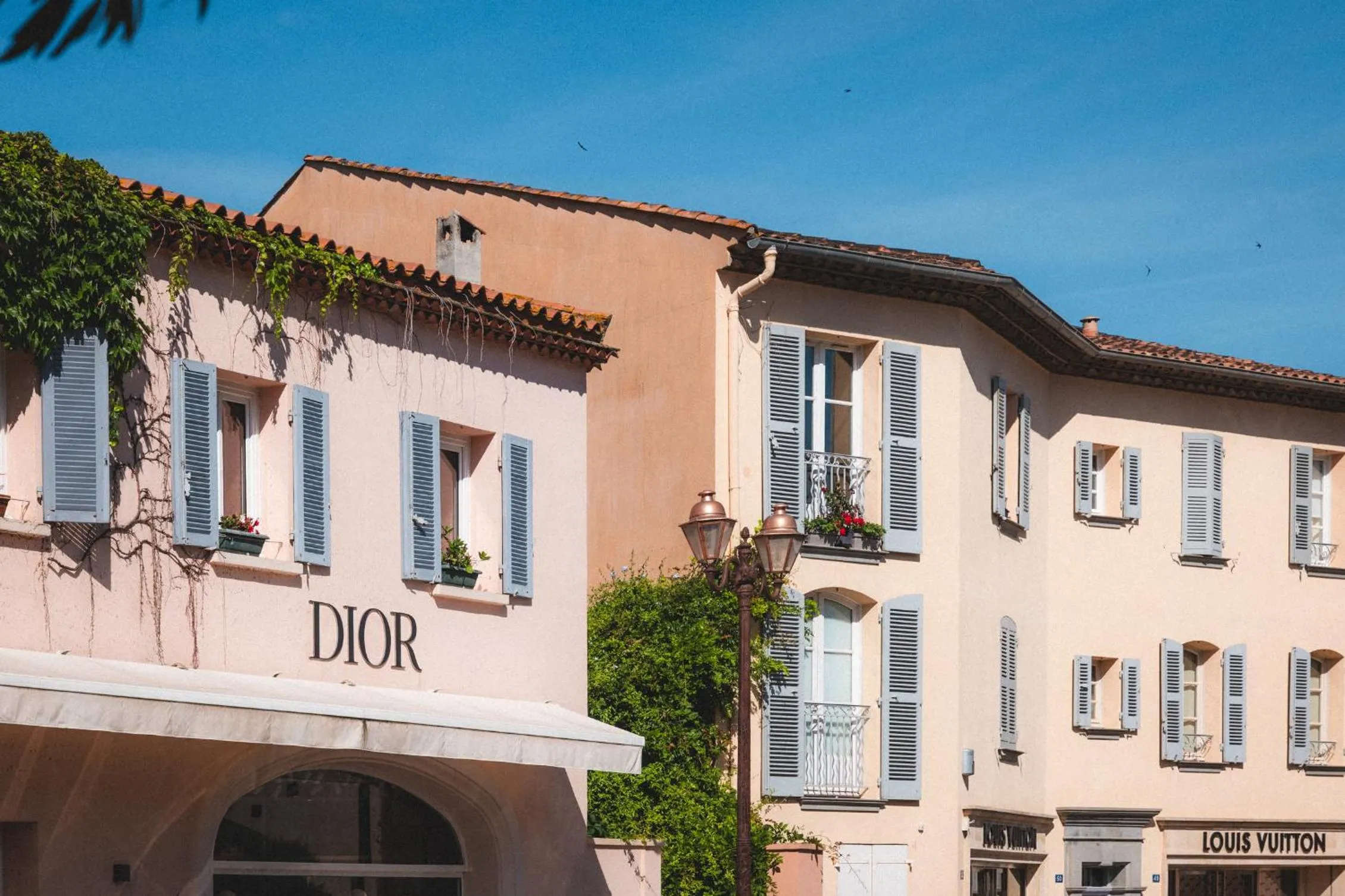 shuttle in Domaine de l'Astragale