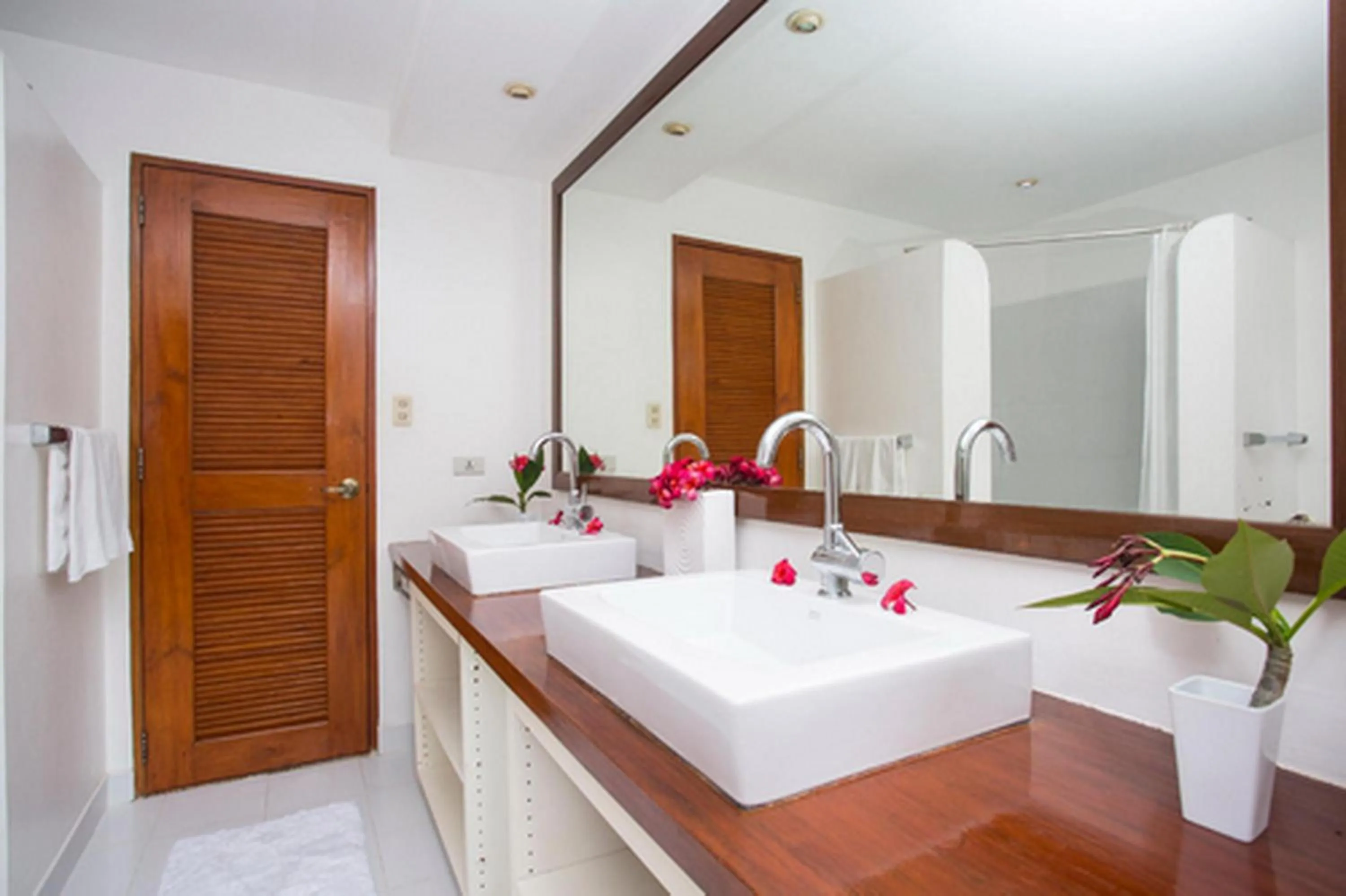 Bathroom in Mabuhay Beach House