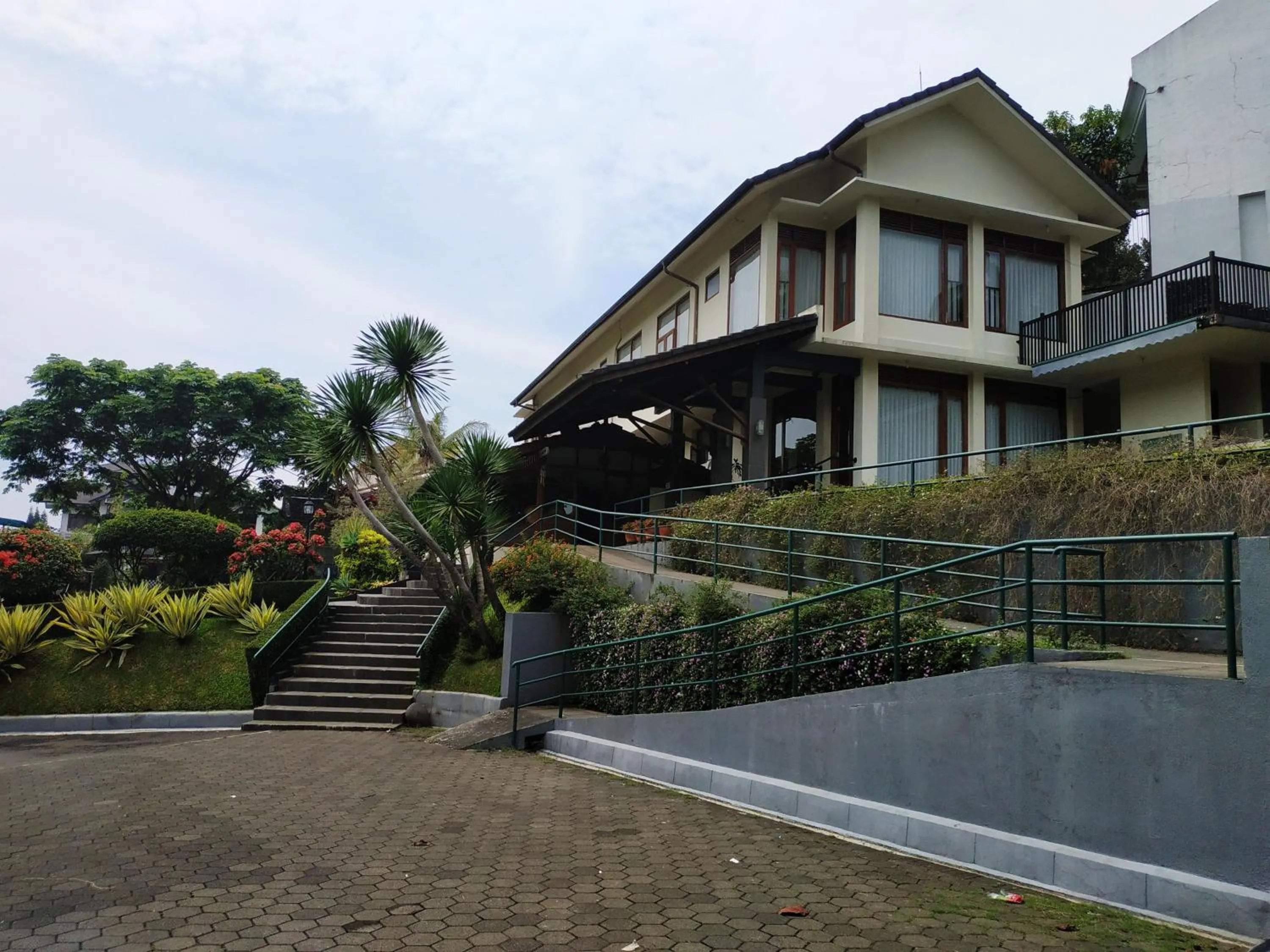 Samami Garden