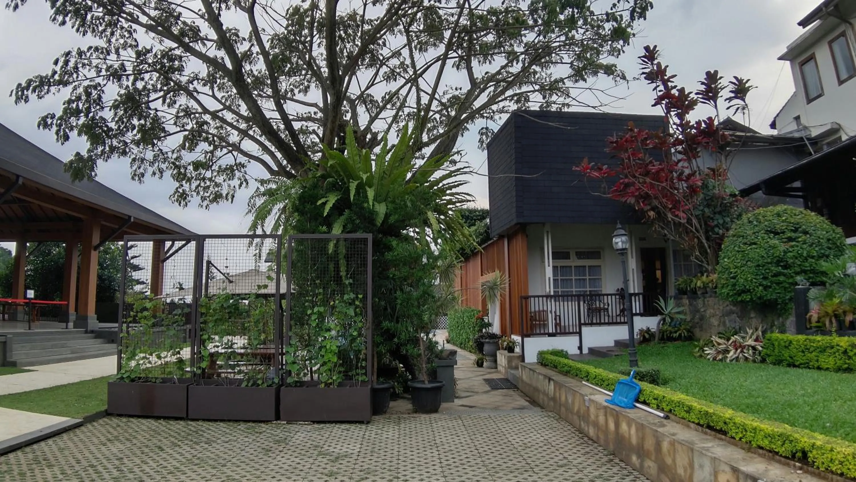 Samami Garden