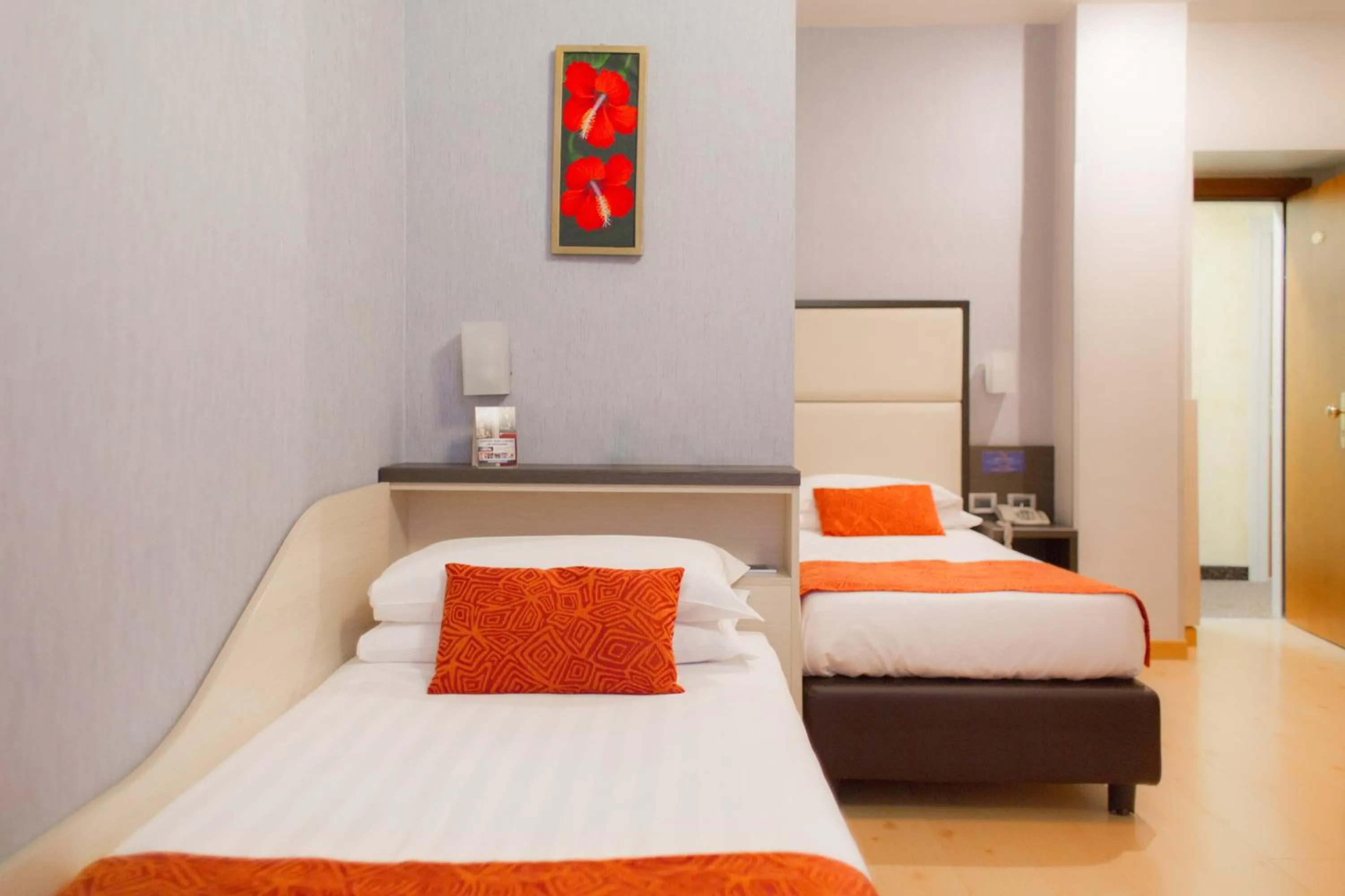 Photo of the whole room, Bed in Hotel Piacenza