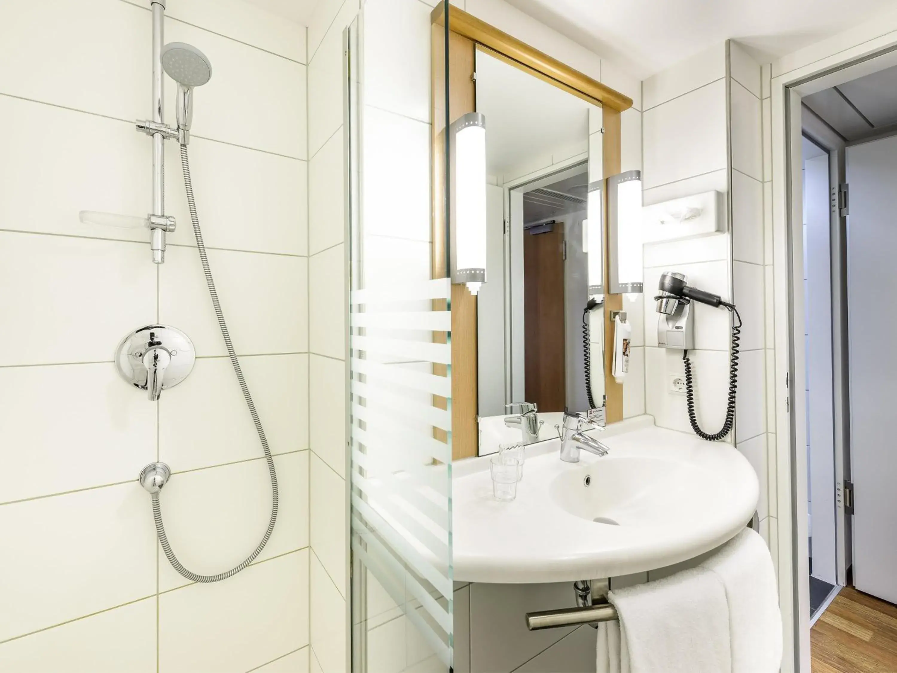 Bedroom in ibis Konstanz Bedroom in ibis Konstanz