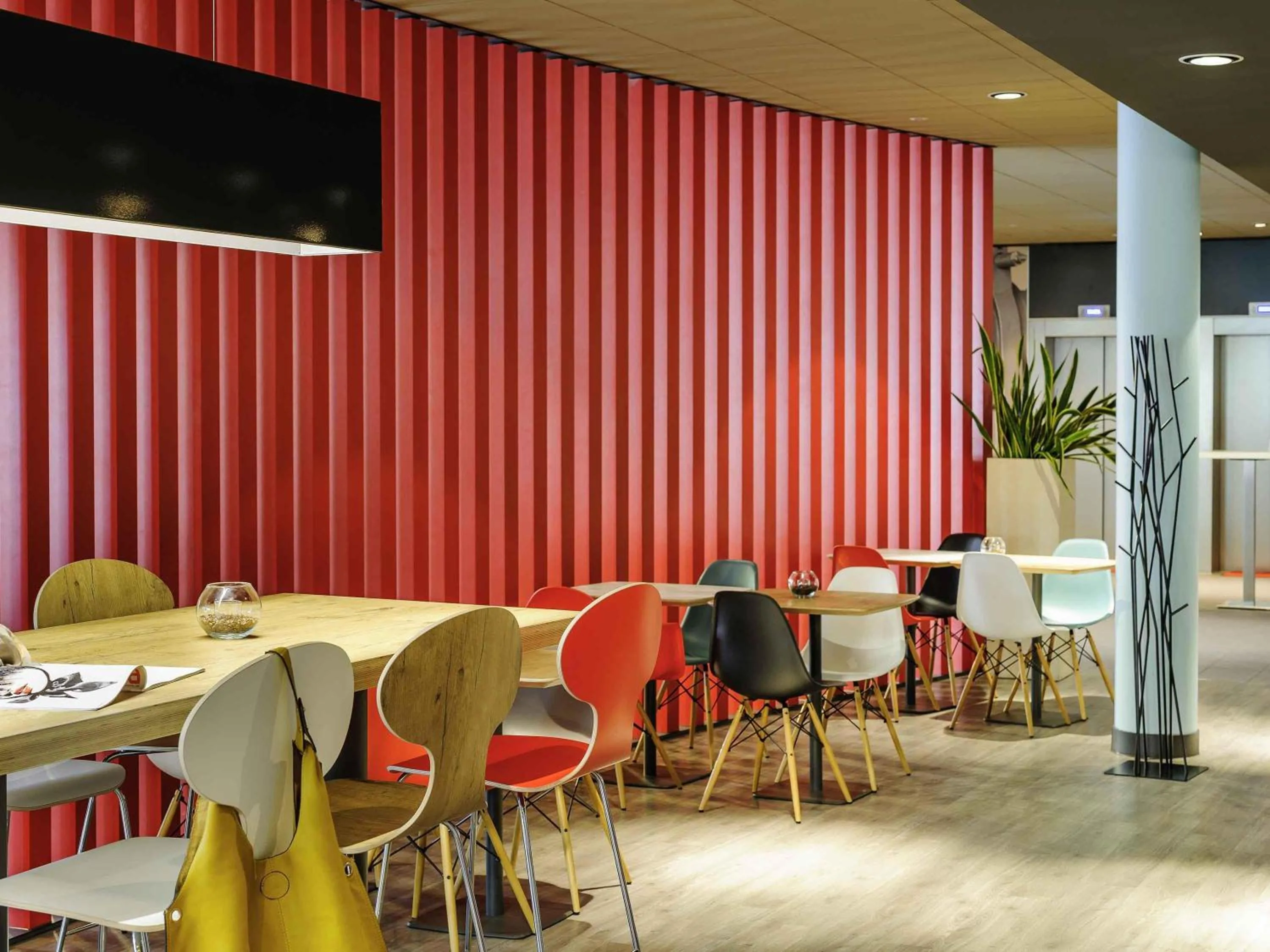 Lounge or bar in ibis Konstanz