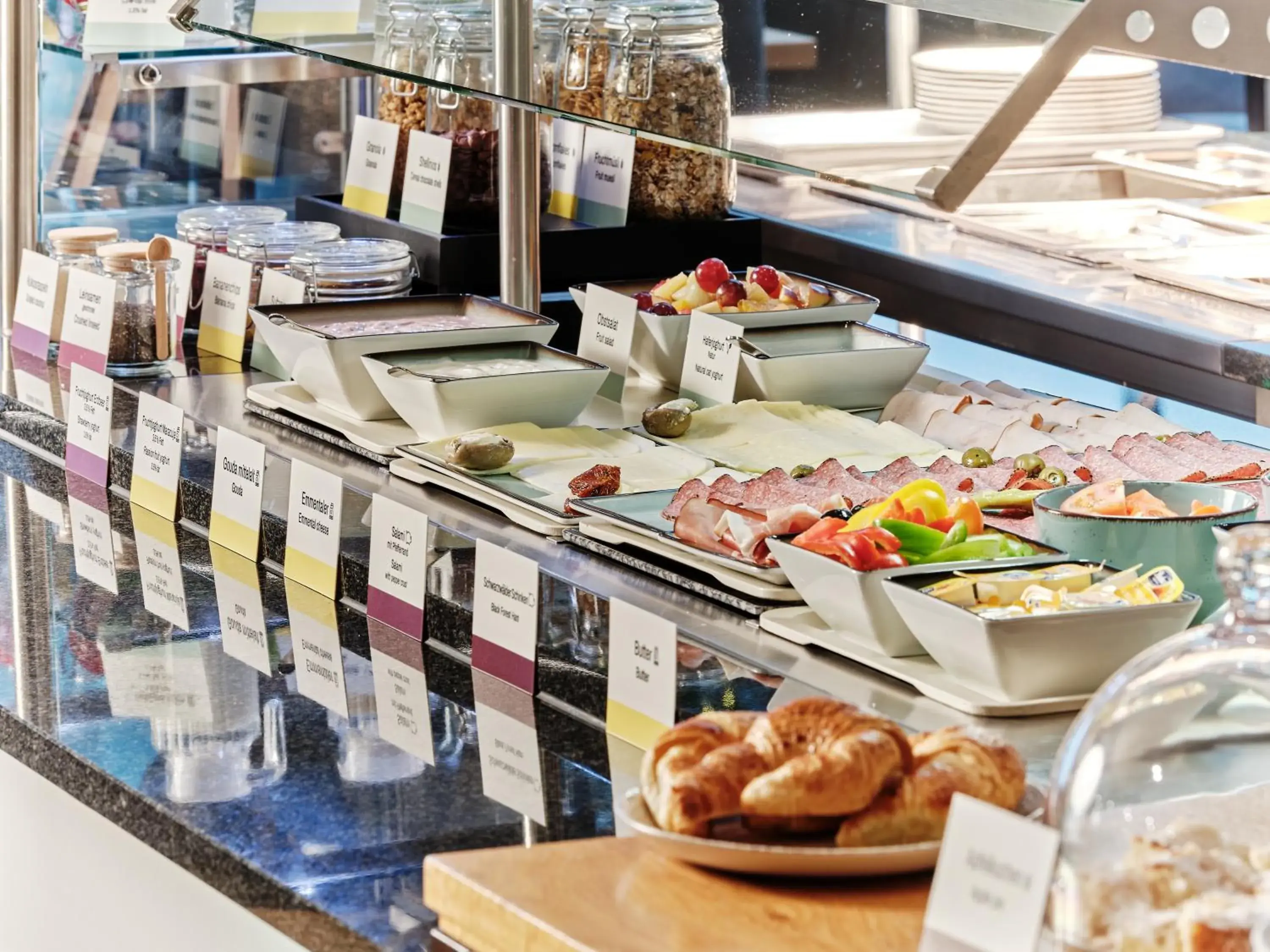 Breakfast in Garner Hotel Elmshorn by IHG Breakfast in Garner Hotel Elmshorn by IHG