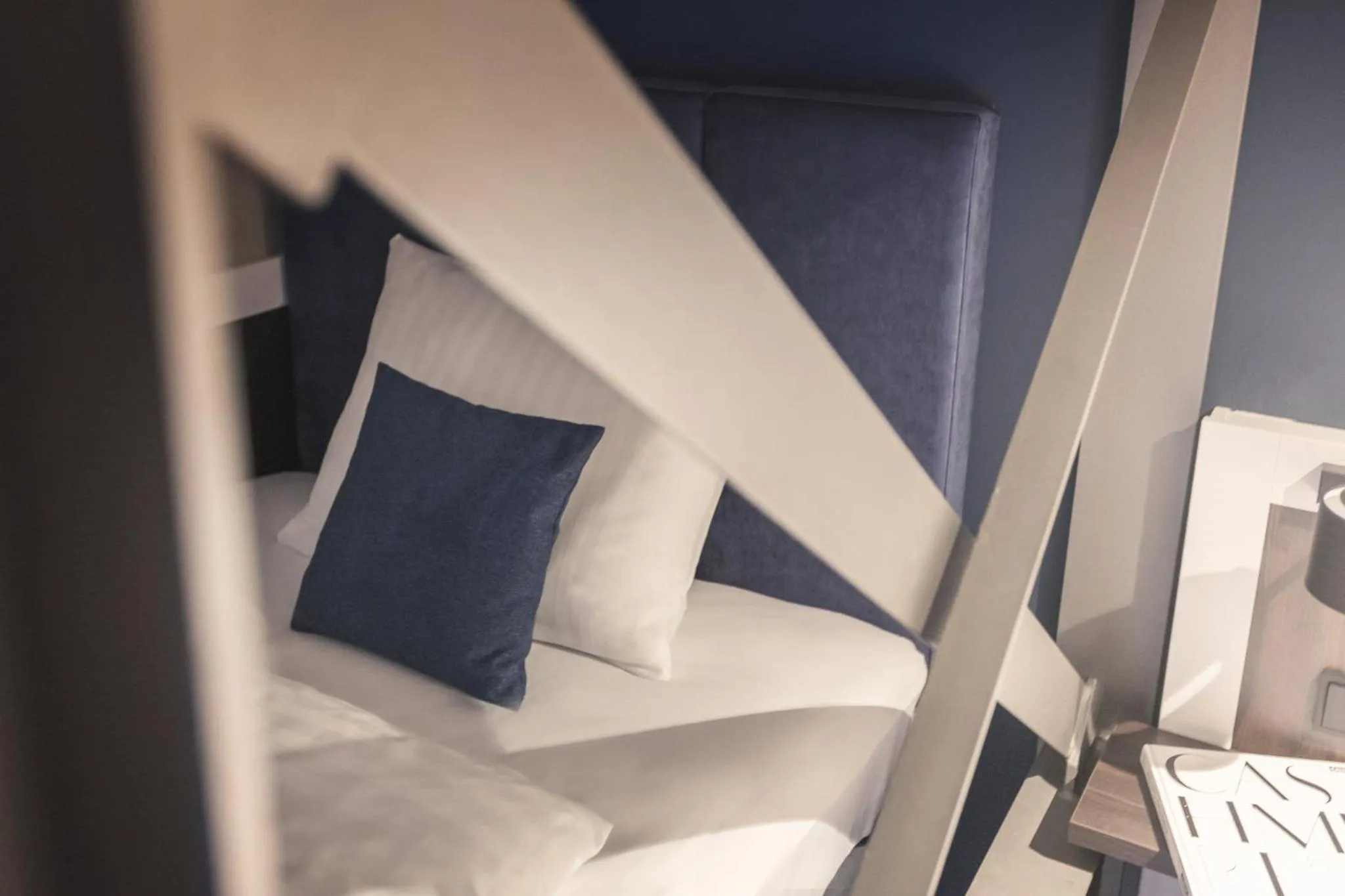 Photo of the whole room, Bed in Garner Hotel Elmshorn by IHG