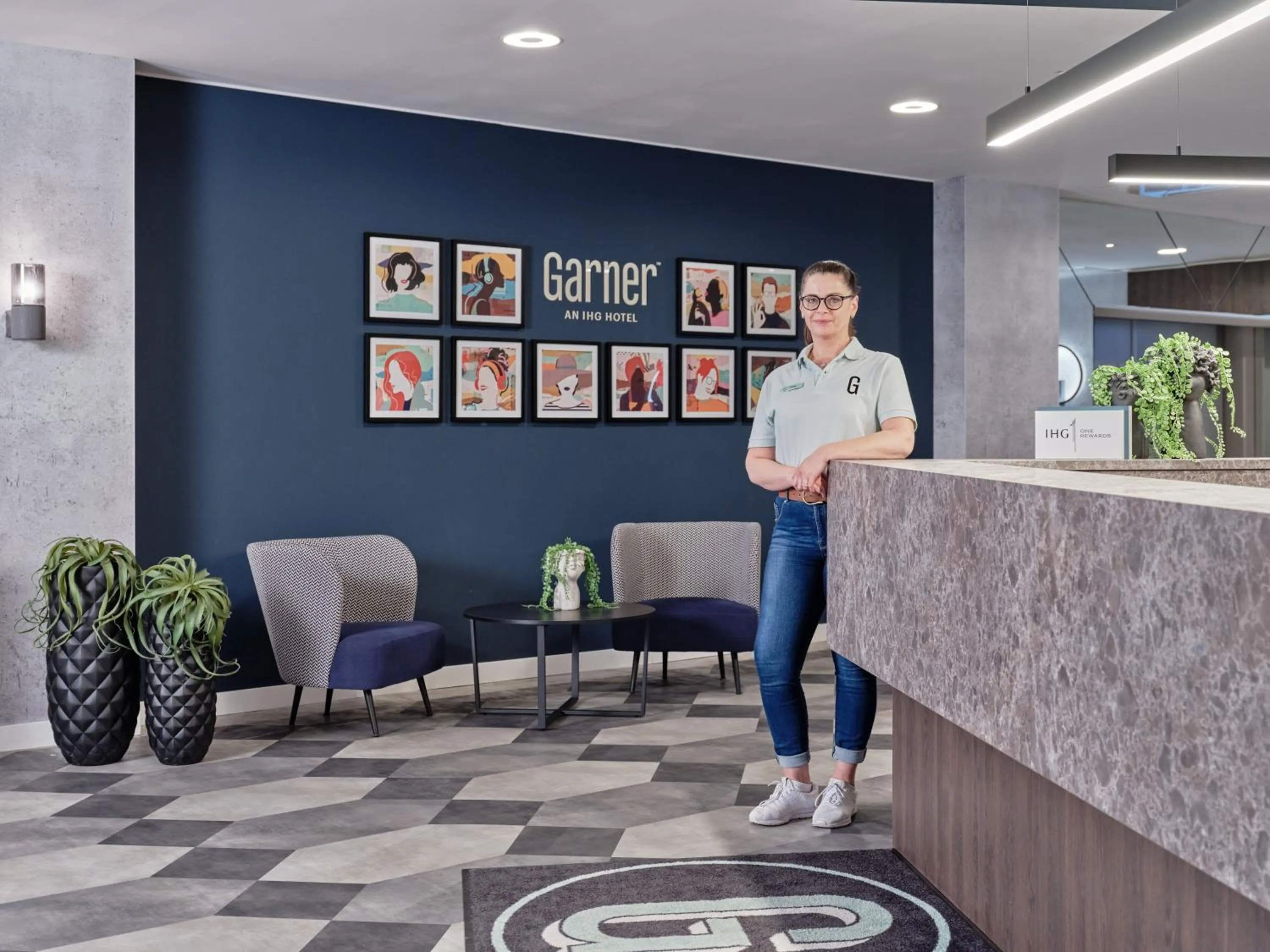 Lobby or reception in Garner Hotel Elmshorn by IHG