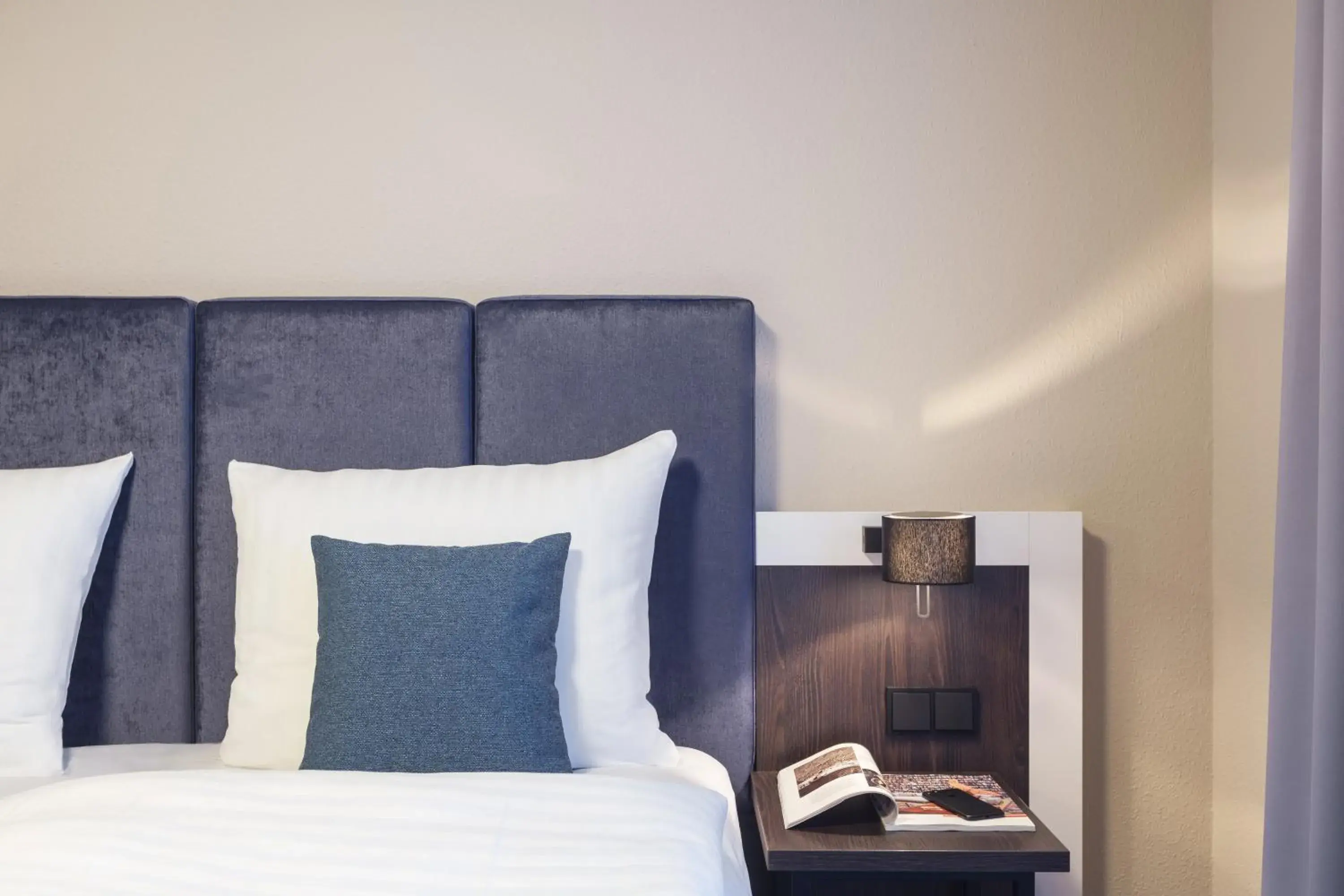 Bedroom, Bed in Garner Hotel Elmshorn by IHG Bedroom, Bed in Garner Hotel Elmshorn by IHG