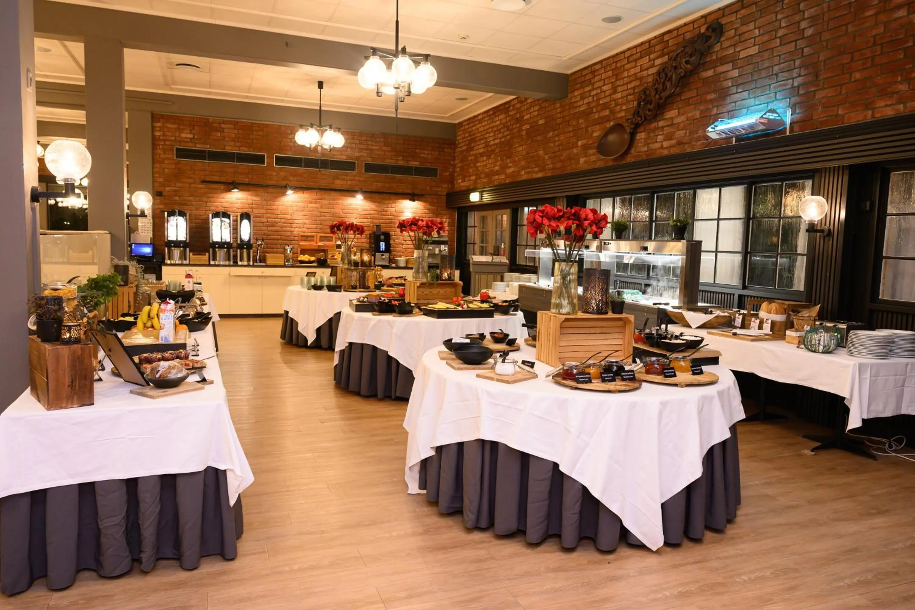 Restaurant/places to eat in Beito Resort Hotel