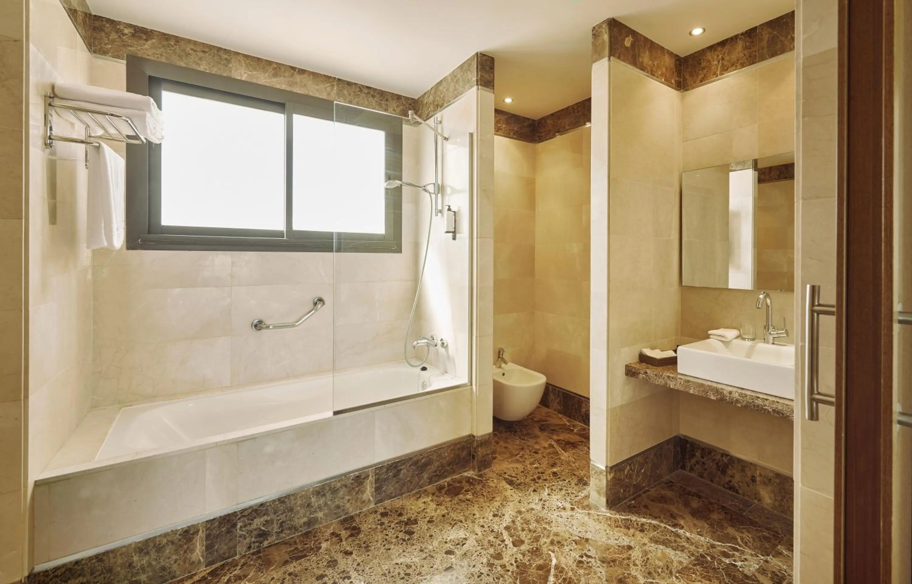 Bathroom in Estepona Hotel & Spa Resort