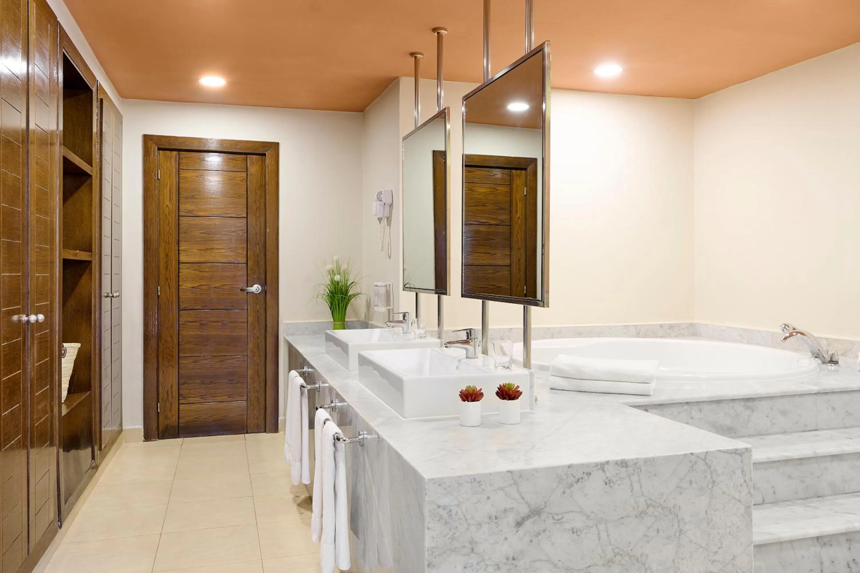 Bathroom in Iberostar Waves Saidia