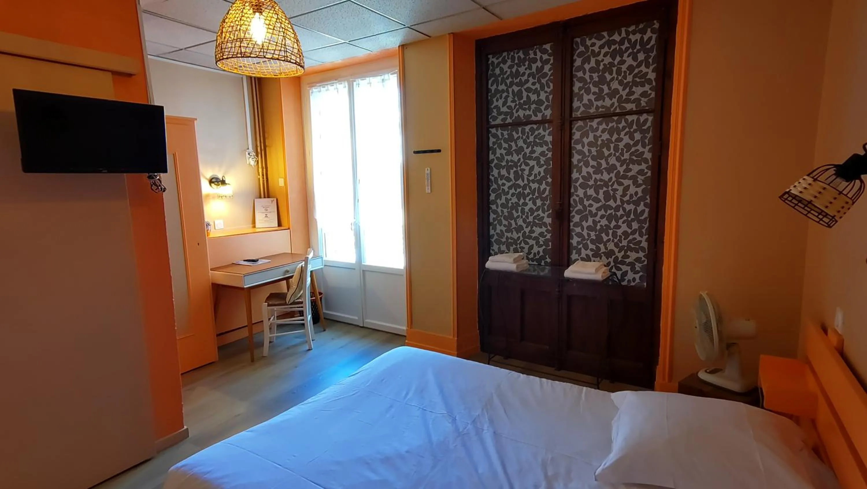 Bed in Hotel Le Colibri