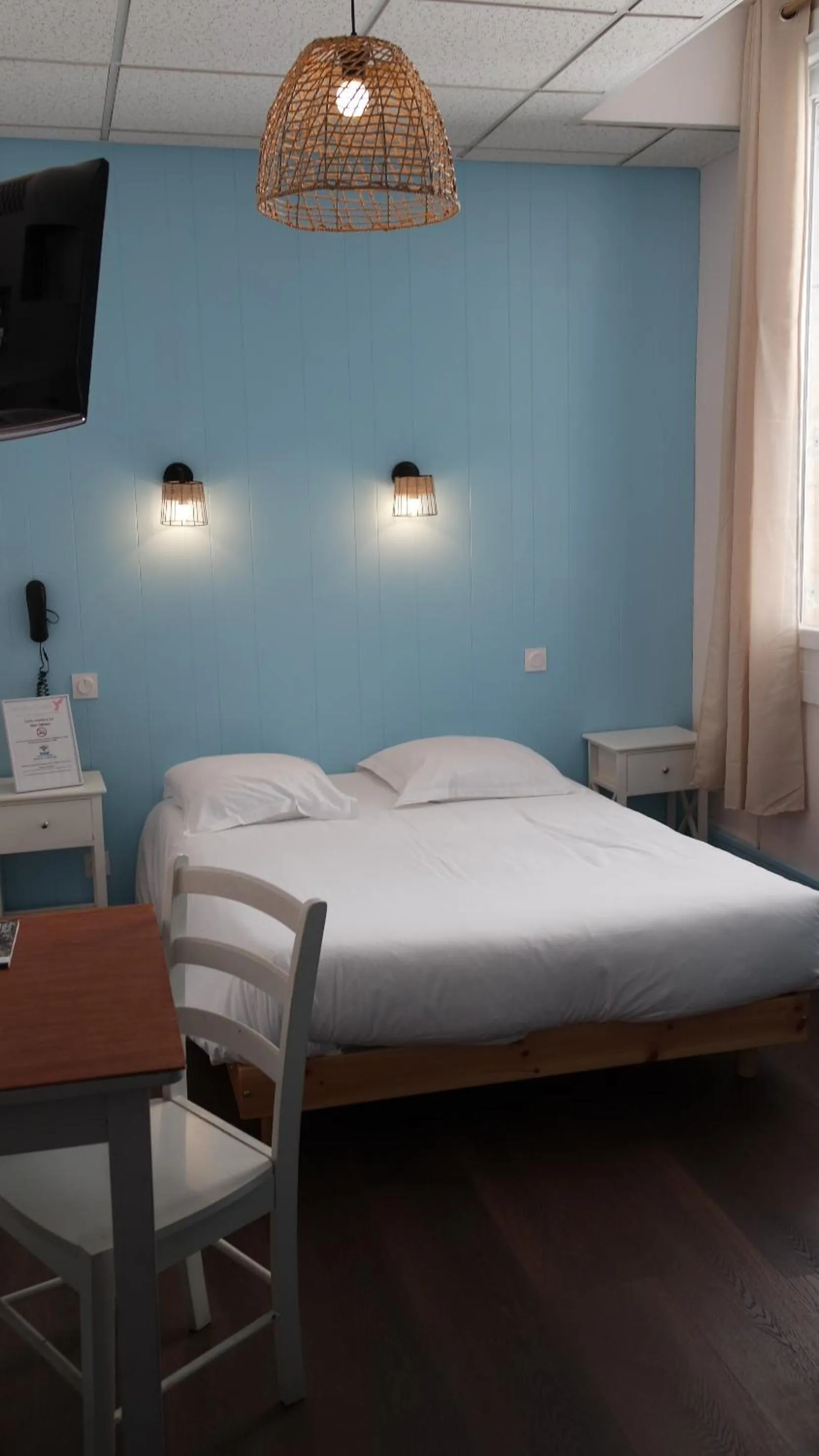 Bed in Hotel Le Colibri